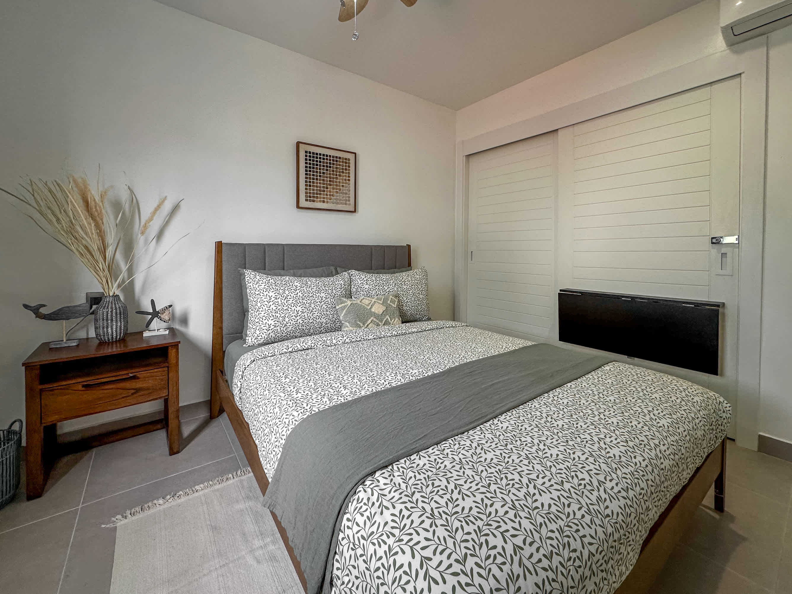 Gorgeous new beach apartment