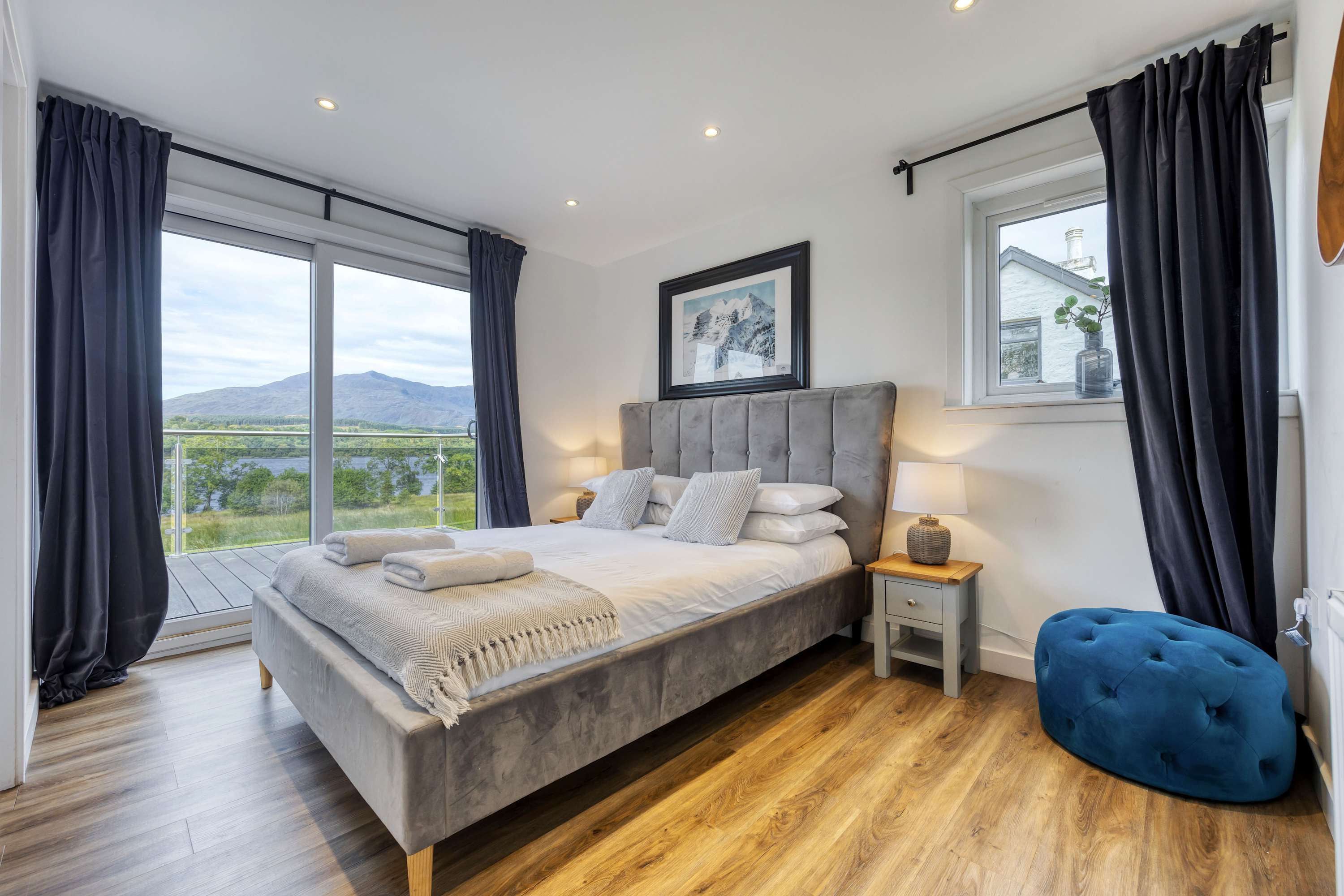 Loch Awe Lodge with Stunning Views Ardbrecknish in Ardbrecknish PA33 1BH - Property image 11 - VivreStays