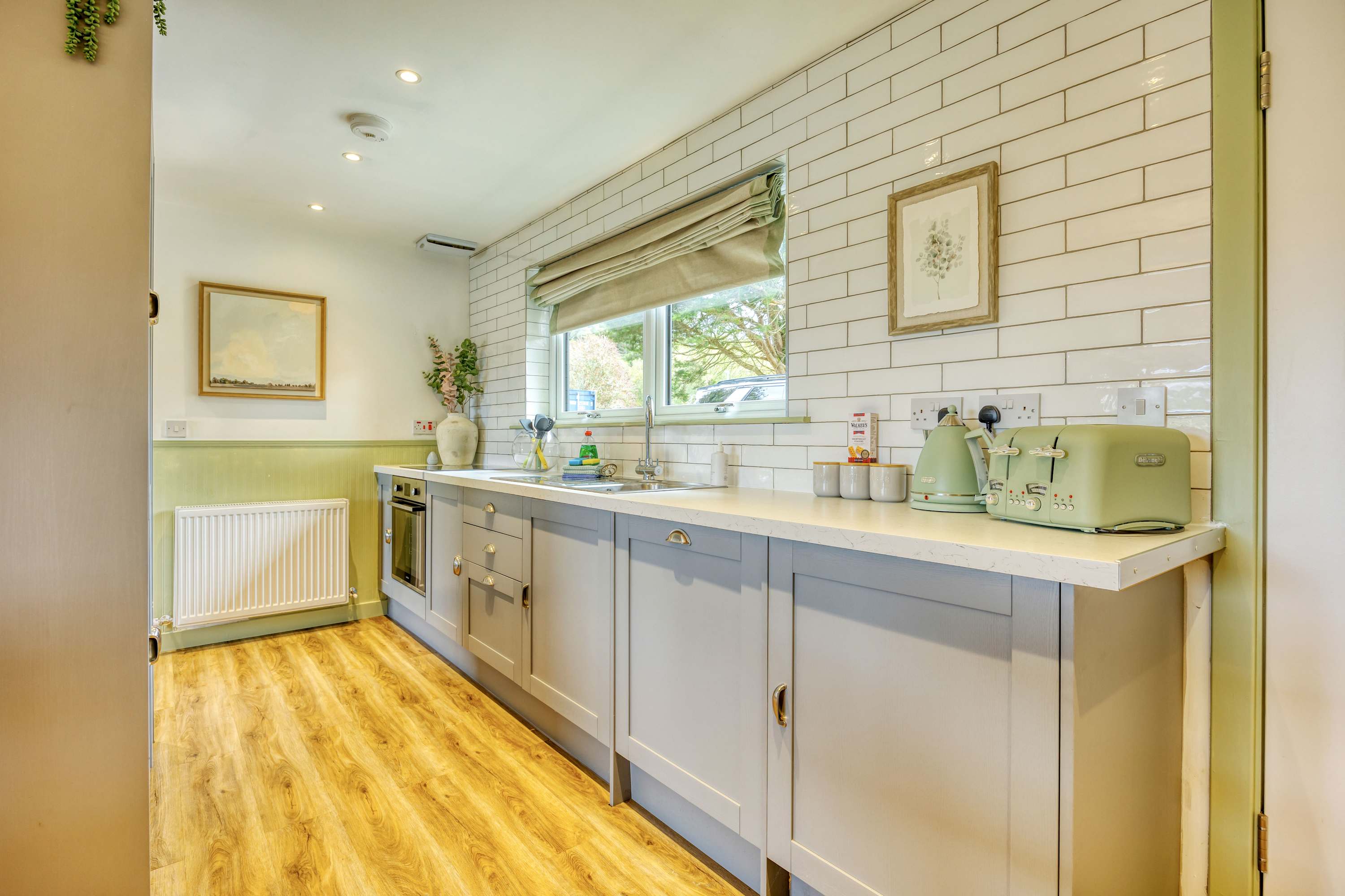 Loch Awe Lodge with Stunning Views Ardbrecknish in Ardbrecknish PA33 1BH - Property image 9 - VivreStays