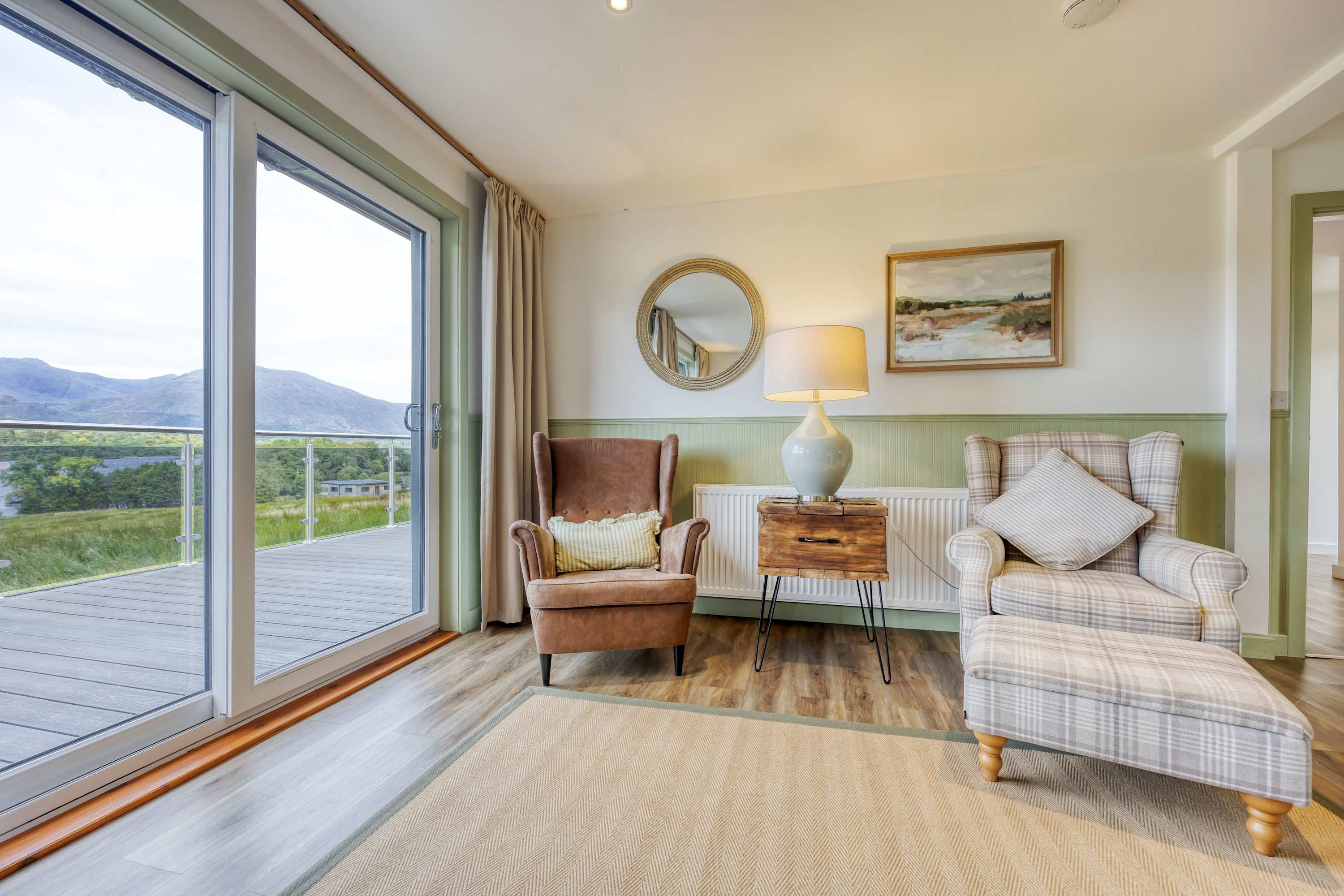 Loch Awe Lodge with Stunning Views Ardbrecknish in Ardbrecknish PA33 1BH - Property image 6 - VivreStays
