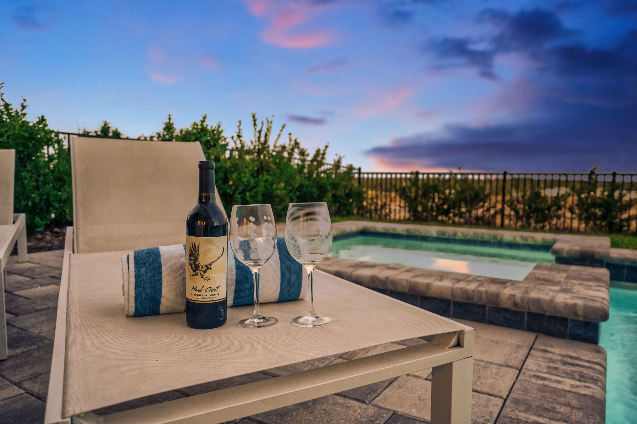 Luxury KOSHER Villa-w/ Heated Pool! + 12 MI to Disney!