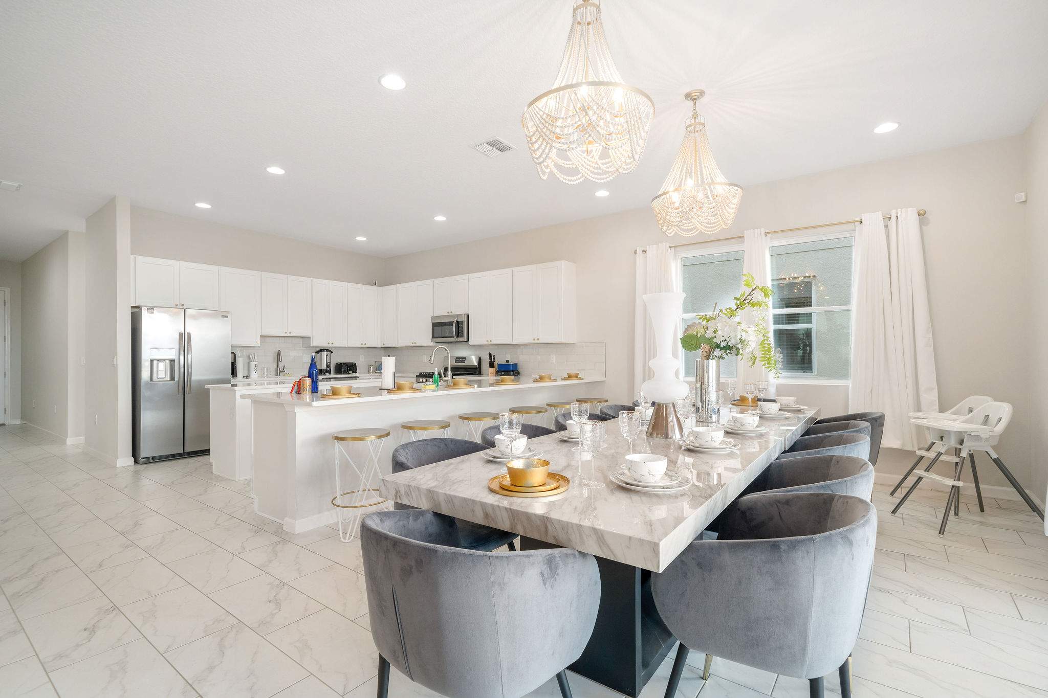 Luxury KOSHER Villa-w/ Heated Pool! + 12 MI to Disney!