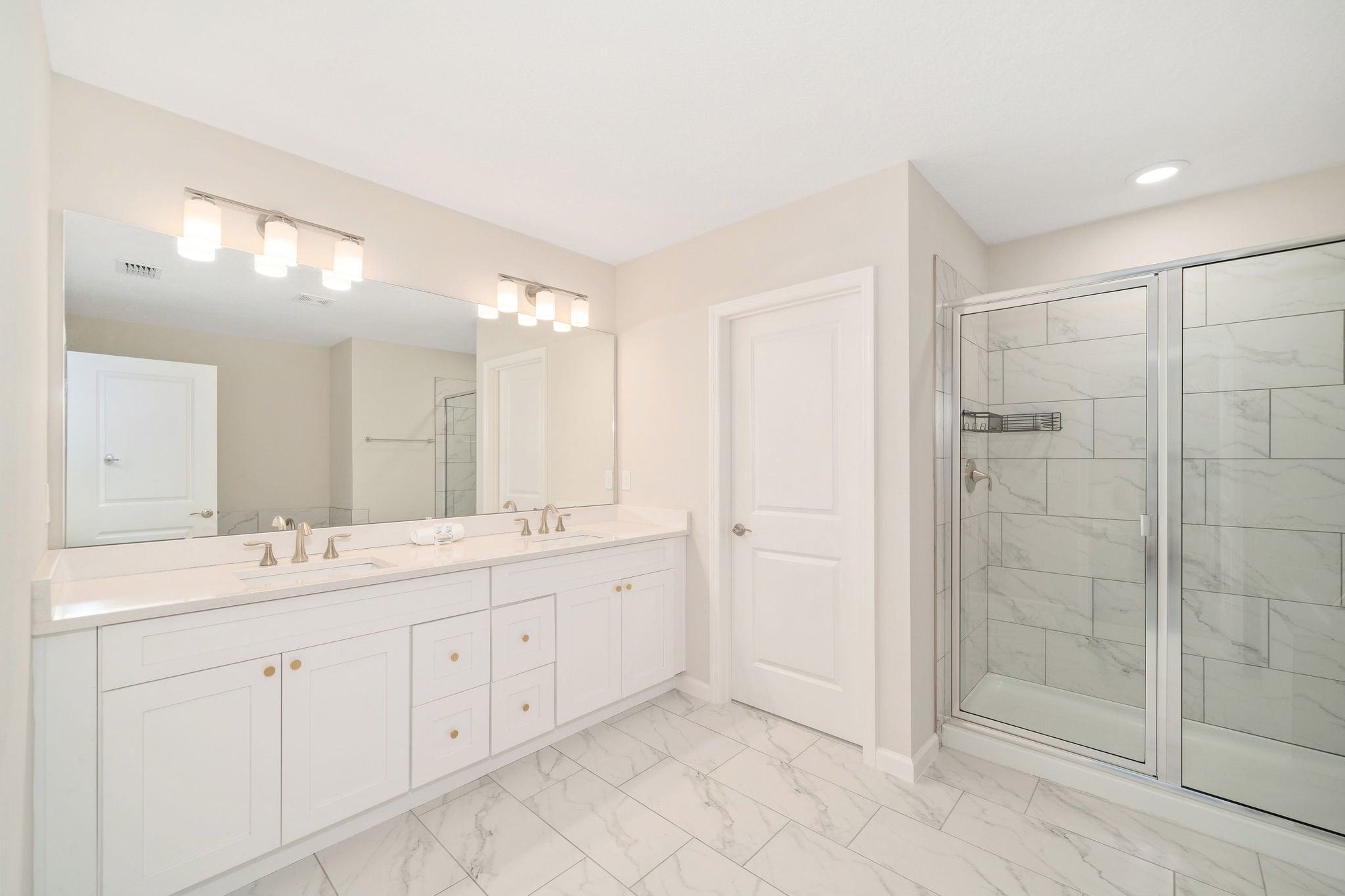 Luxury KOSHER Villa-w/ Heated Pool! + 12 MI to Disney!