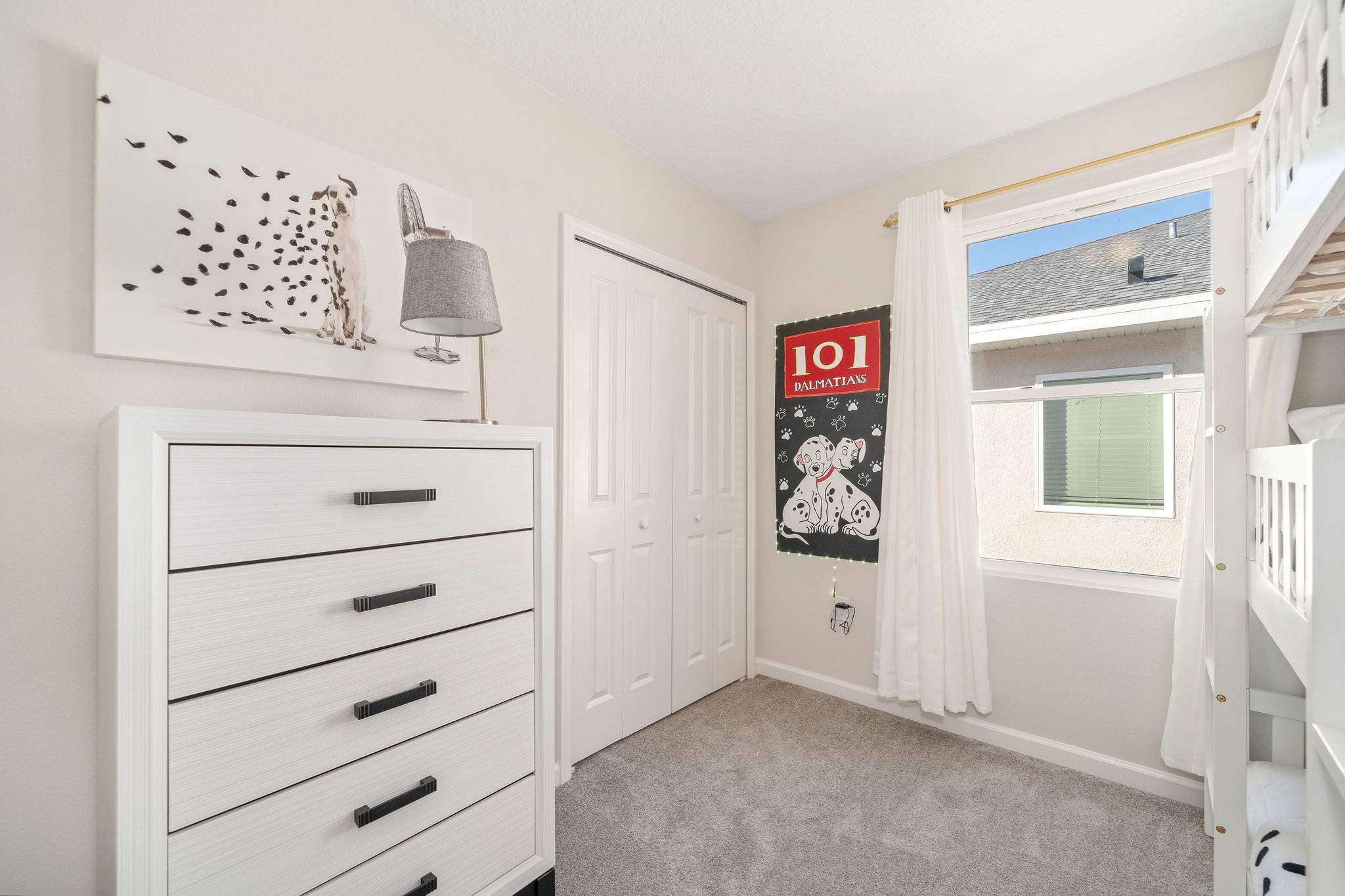 Luxury KOSHER Villa-w/ Heated Pool! + 12 MI to Disney!