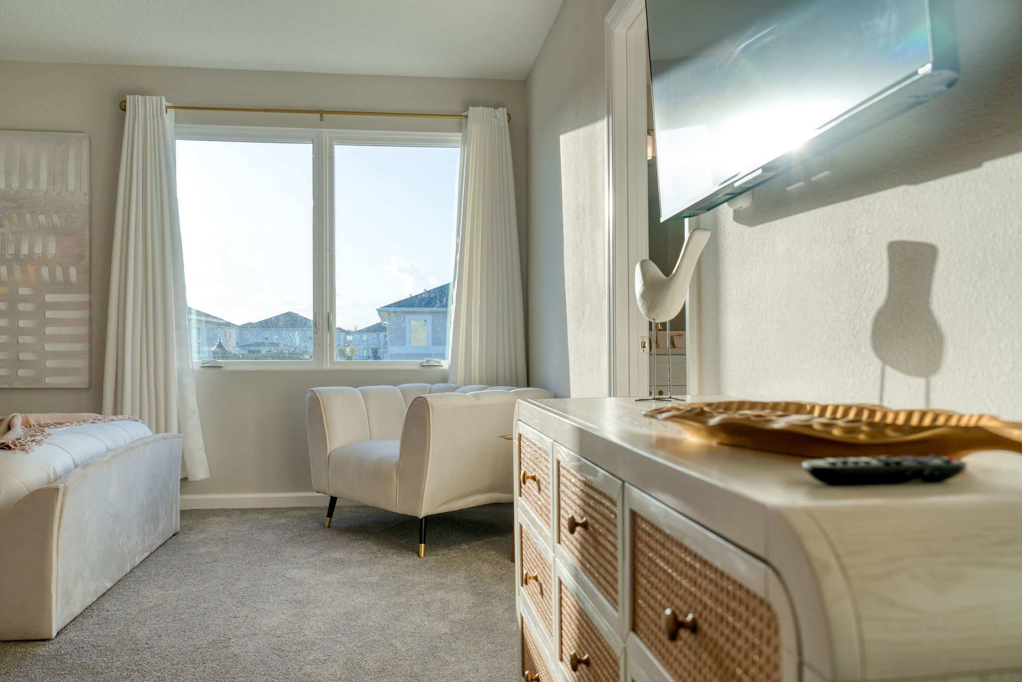 Luxury KOSHER Villa-w/ Heated Pool! + 12 MI to Disney!