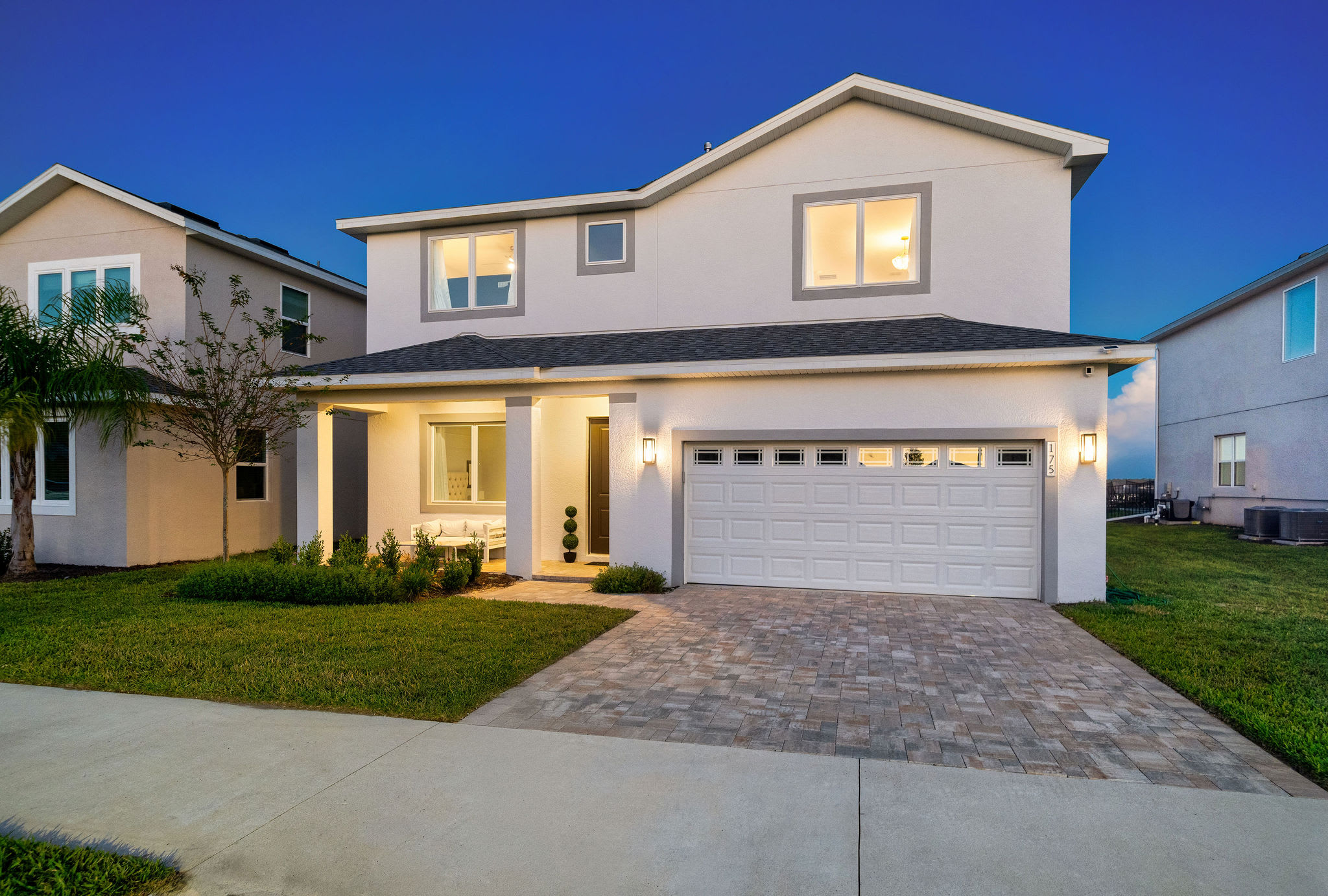 Luxury KOSHER Villa-w/ Heated Pool! + 12 MI to Disney!