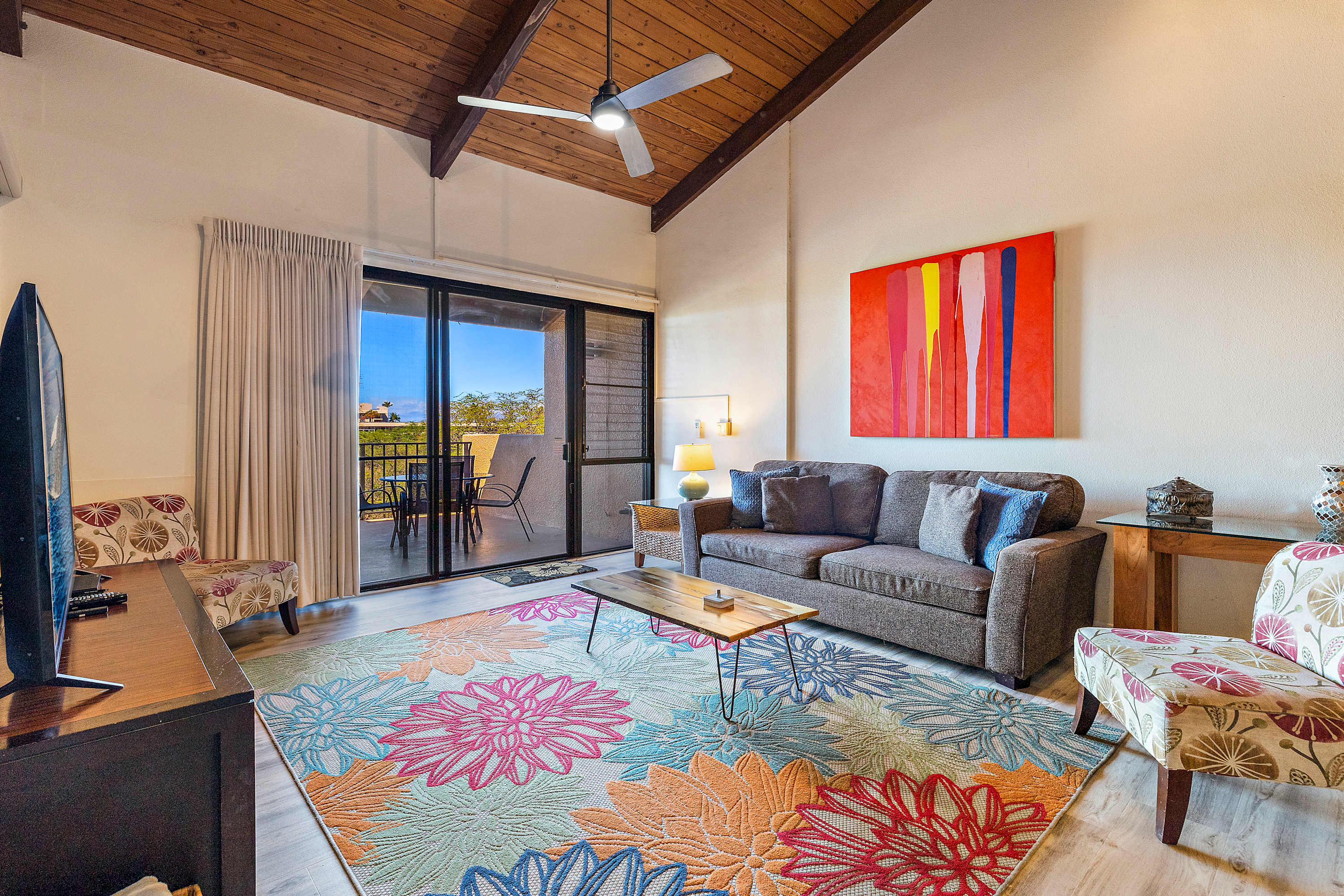 Kamaole Sands 4-410 Ocean View Penthouse!! 2 Bed, 2 Bath! Walk to the Beach! — Kihei, HI — vacation rental