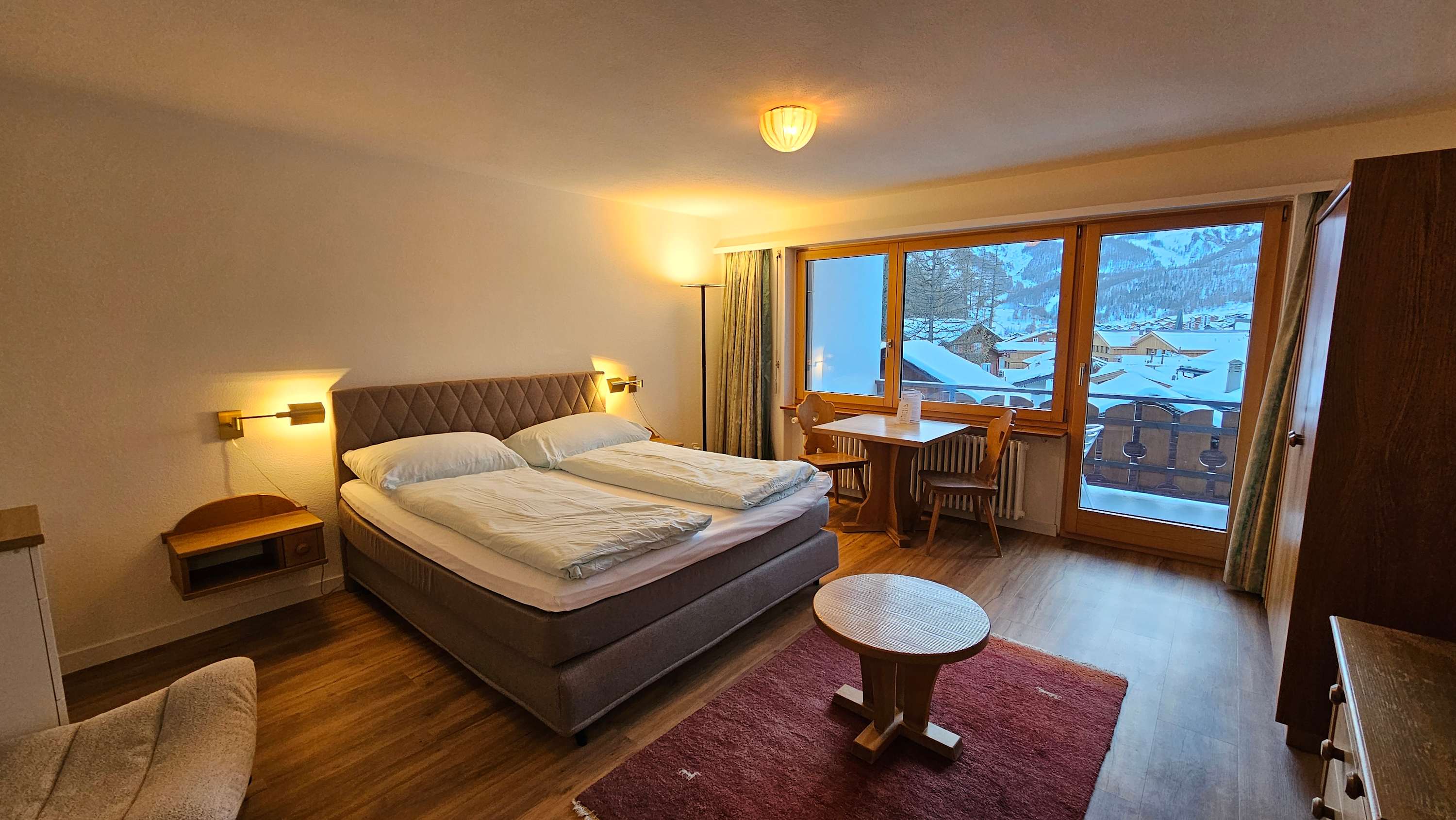 Adora 2 - Cute Studio with separate kitchen! — Saas-Fee, Valais — vacation rental