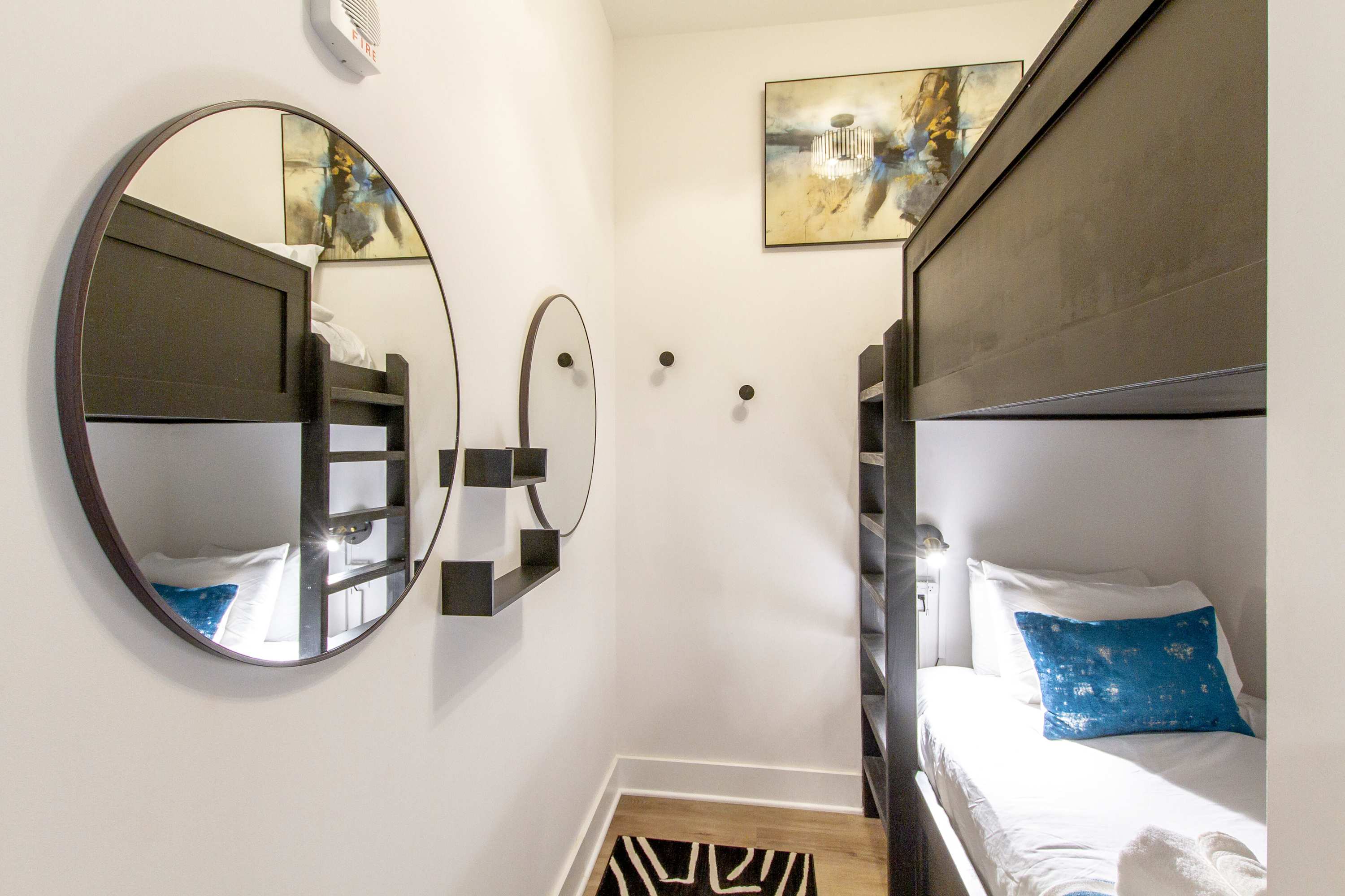 Stylish Boutique East Nash-Rooftop-Bars-7 mins DT