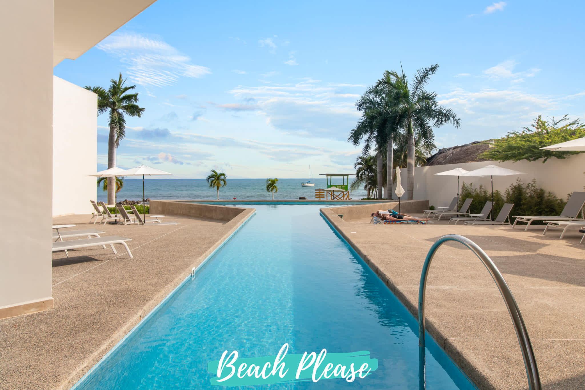 Zantamar 201E: Beachside Escape With 2 pools — Cruz de Huanacaxtle, Nayarit — vacation rental