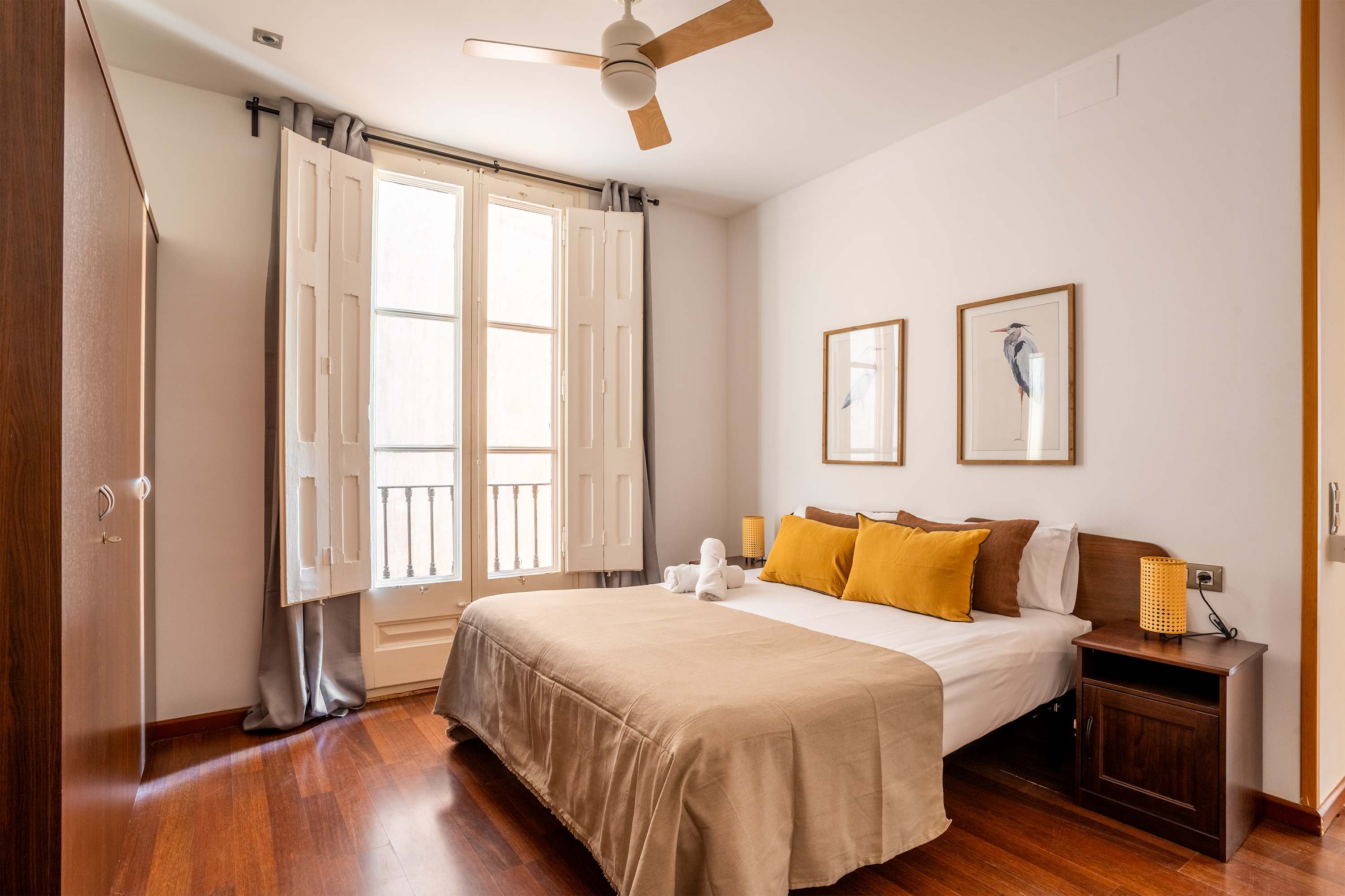 Plaza Urquinaona 3-Bedroom Suite β Barcelona, Catalunya β vacation rental