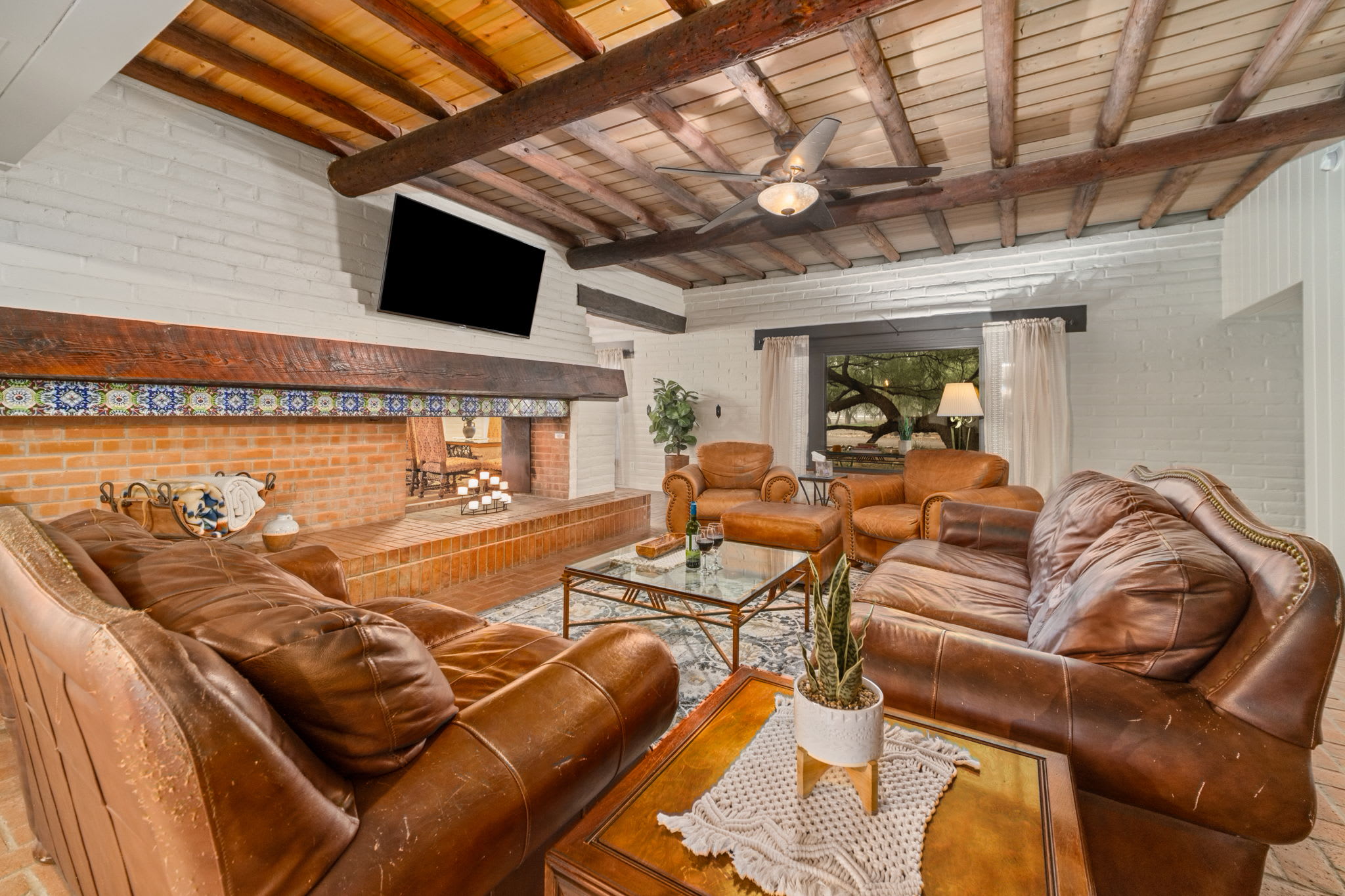 Groups, Resort-Style Amenities & Pool • Solana #5 — Tucson, AZ — vacation rental