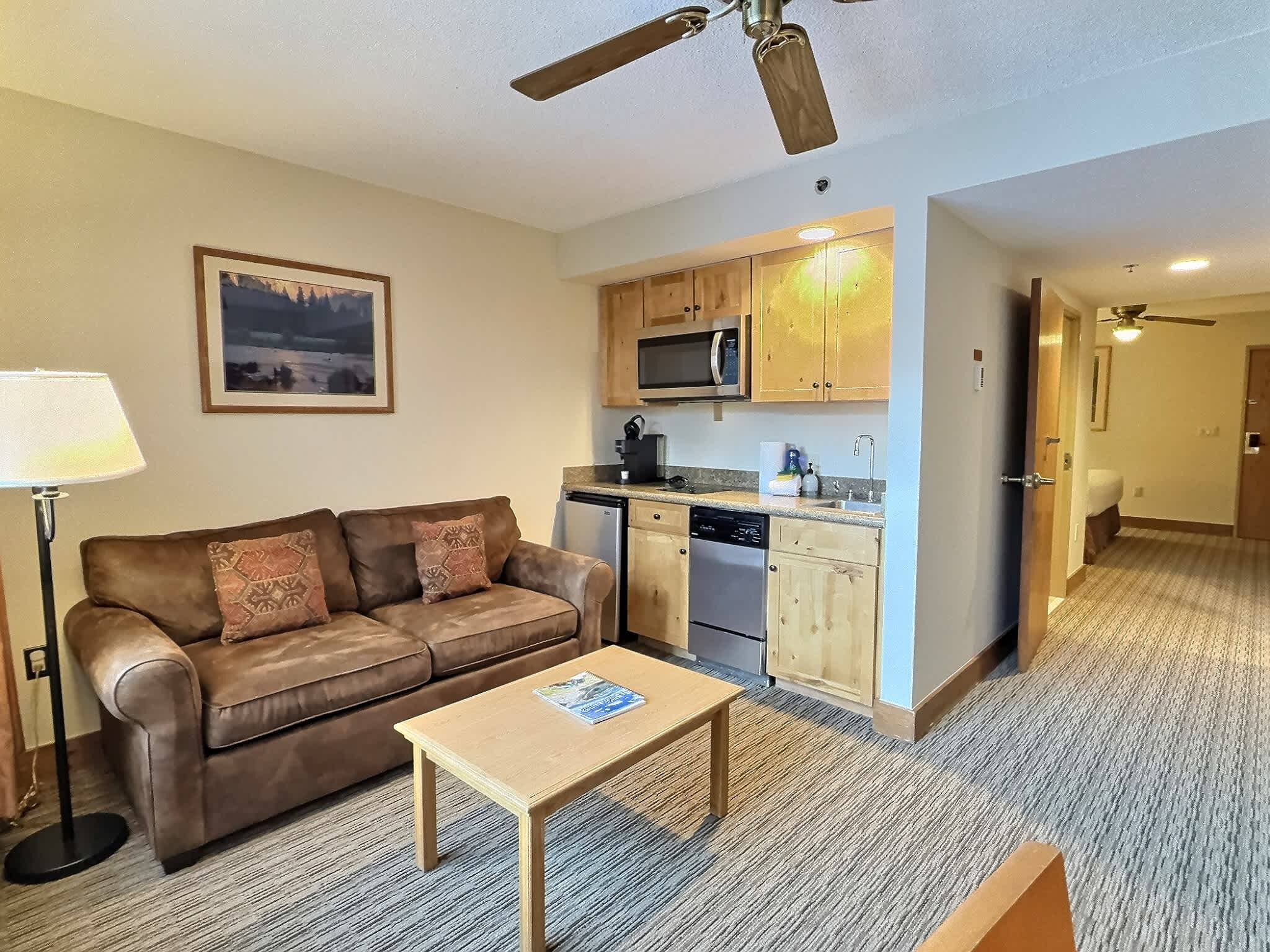 Pets OK, Ski In/Out, Pool, Hot Tub & Affordable! ā Crested Butte, CO ā vacation rental
