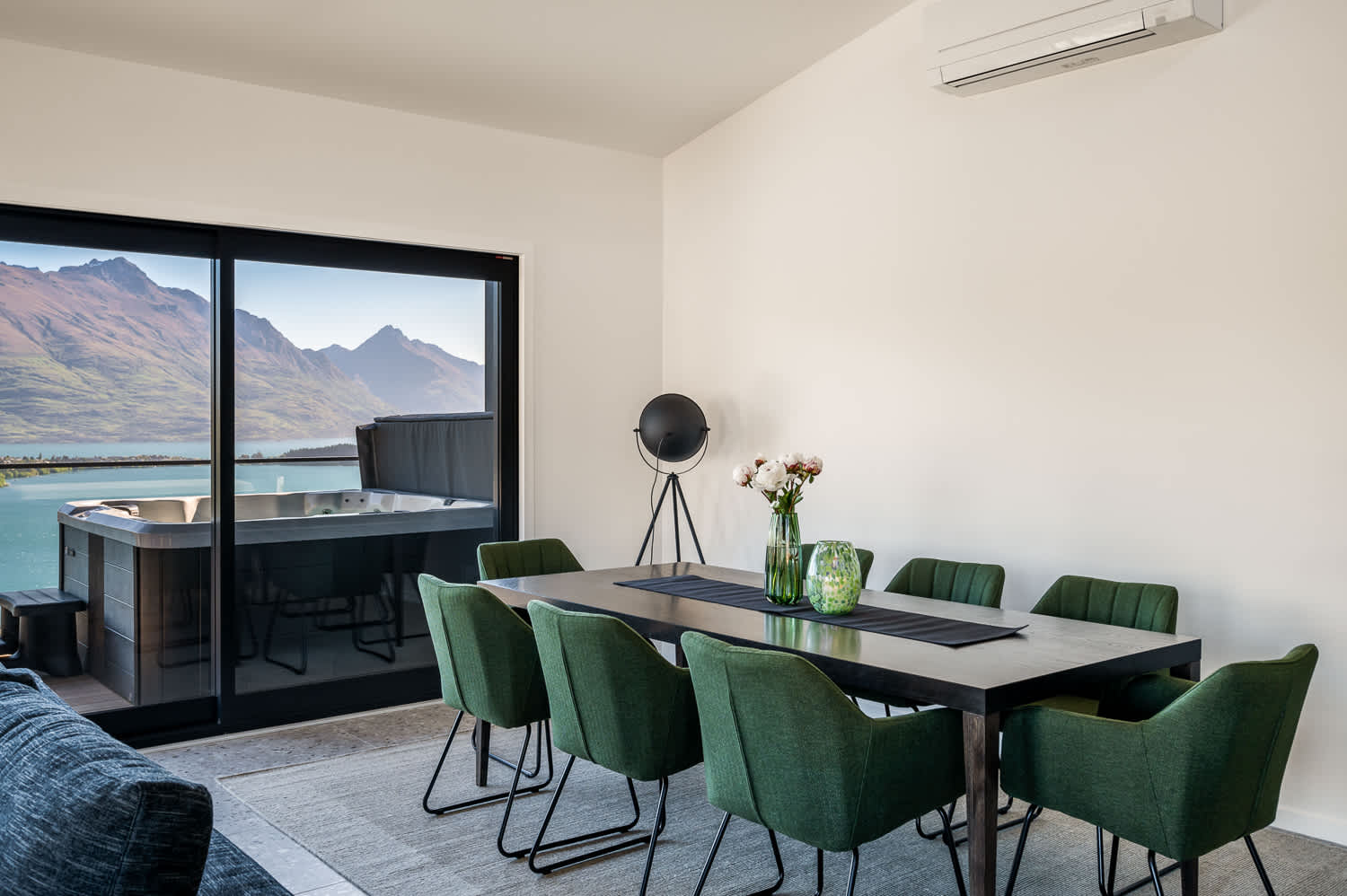 Queenstown luxury home booking