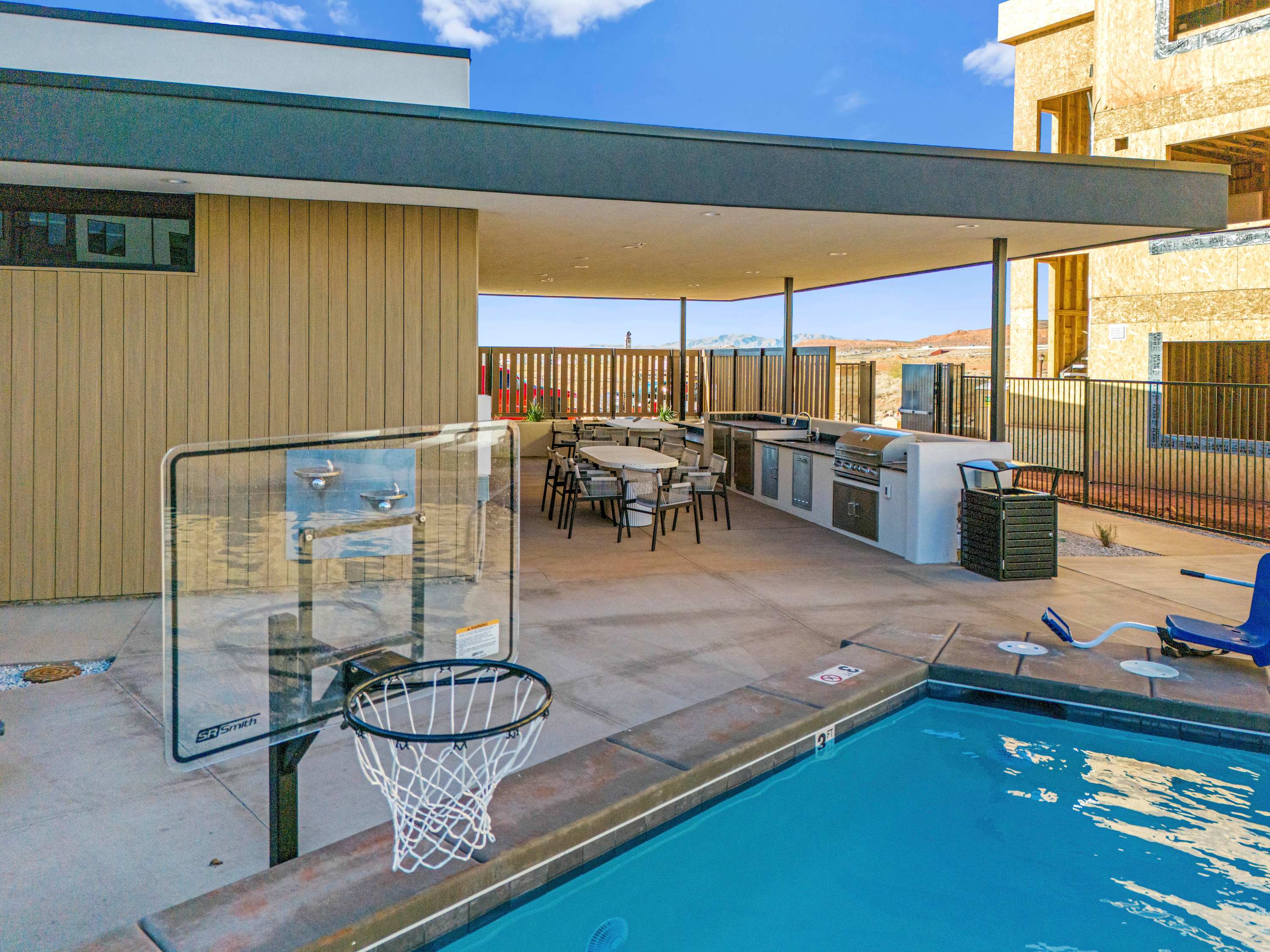Terra Vista Top Level l Closest to Pools & Fitness