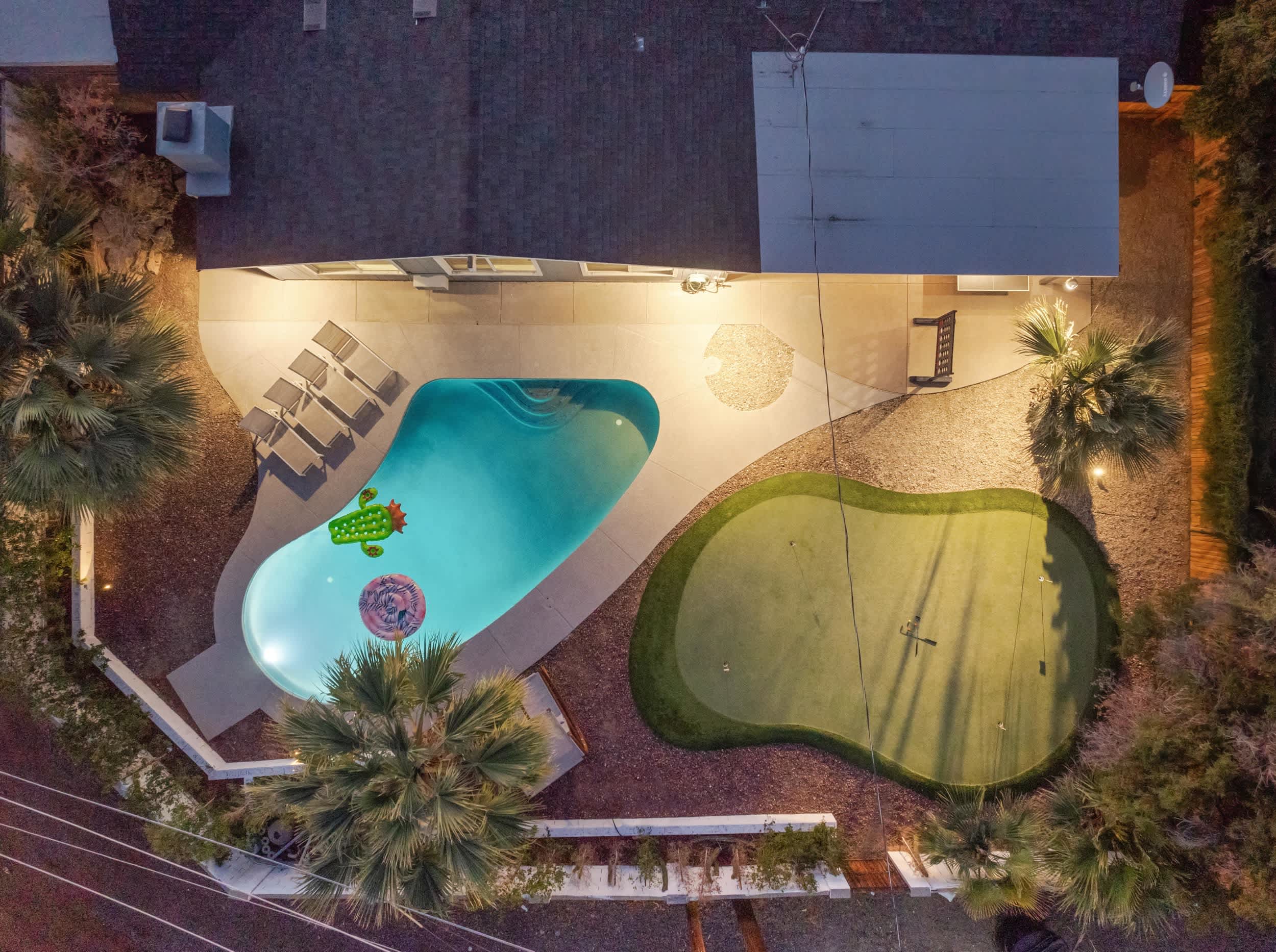 4 Br Tempe Retreat: Pool | Putt Putt | Pool Table 4