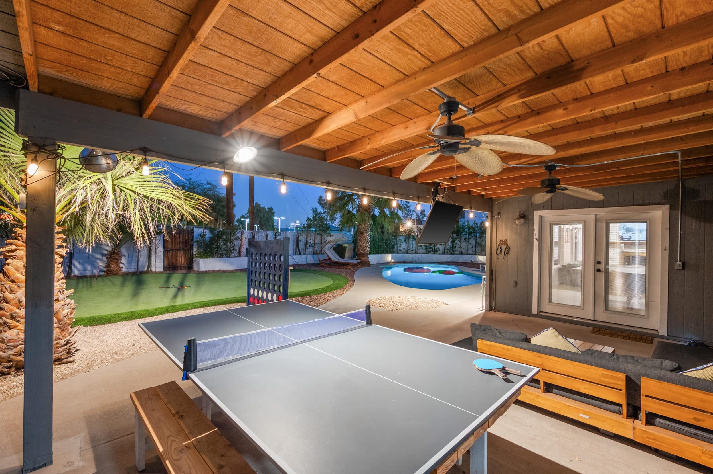4 Br Tempe Retreat: Pool | Putt Putt | Pool Table 2