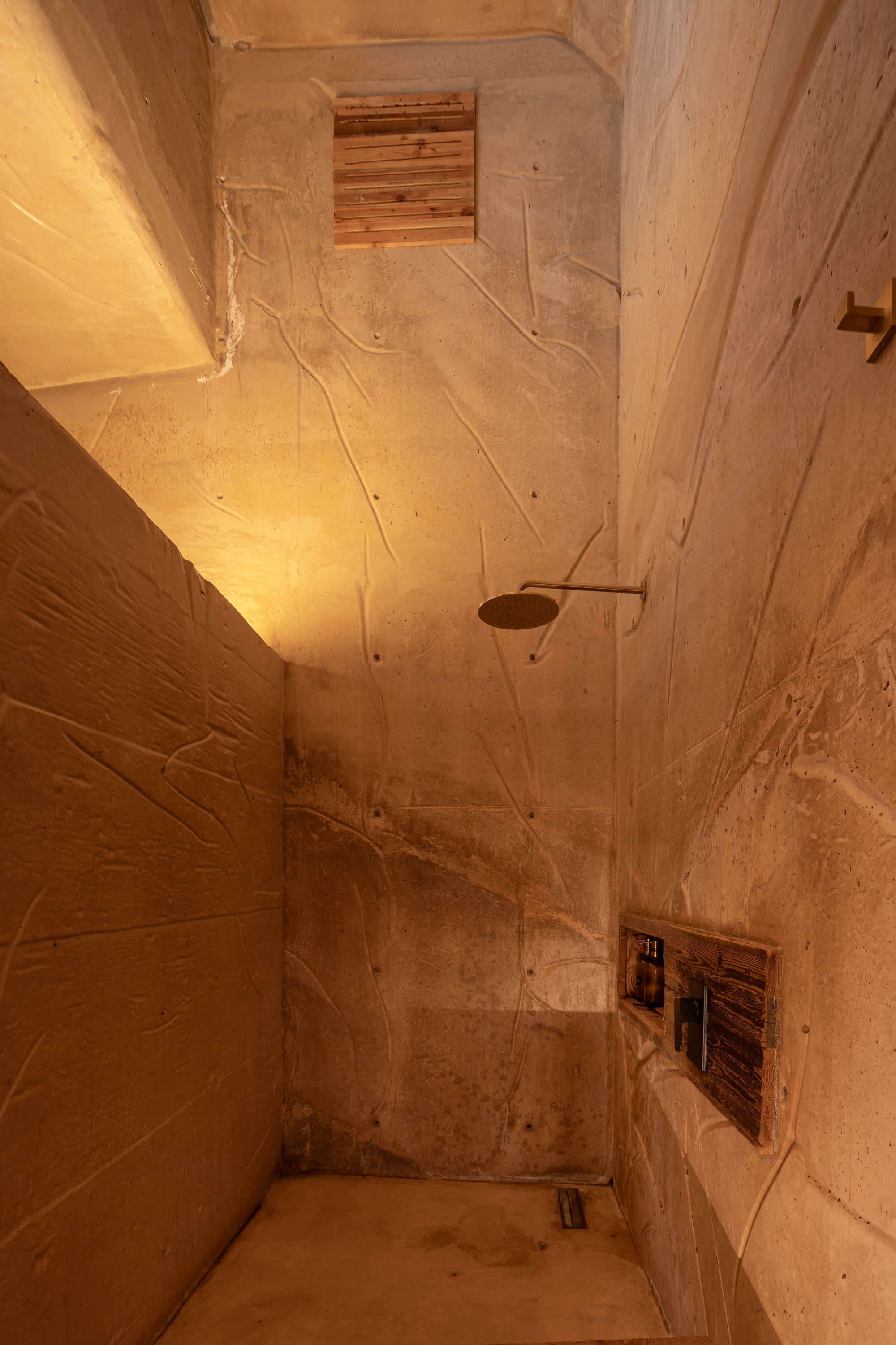 Casa UNO Cuatro Cuatros 21