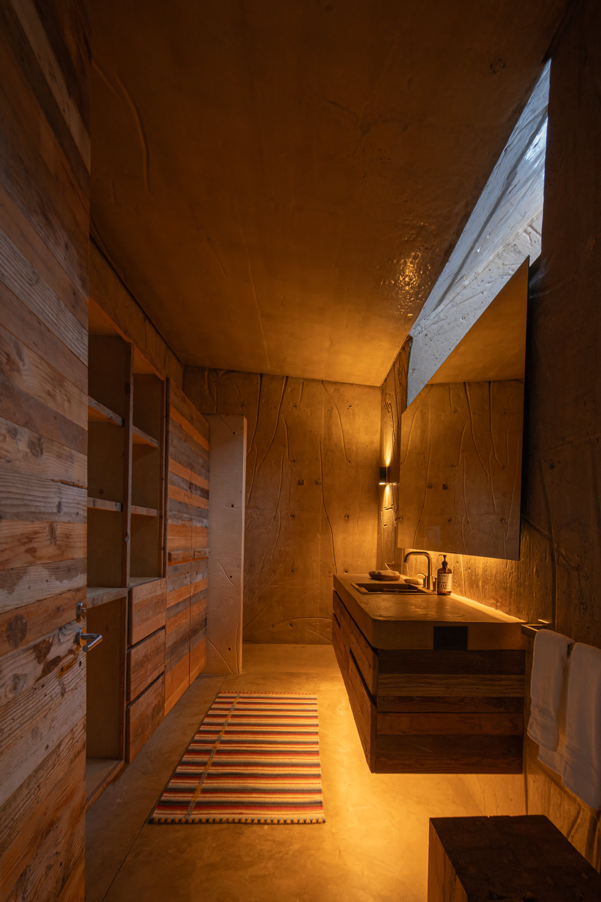 Casa UNO Cuatro Cuatros 23