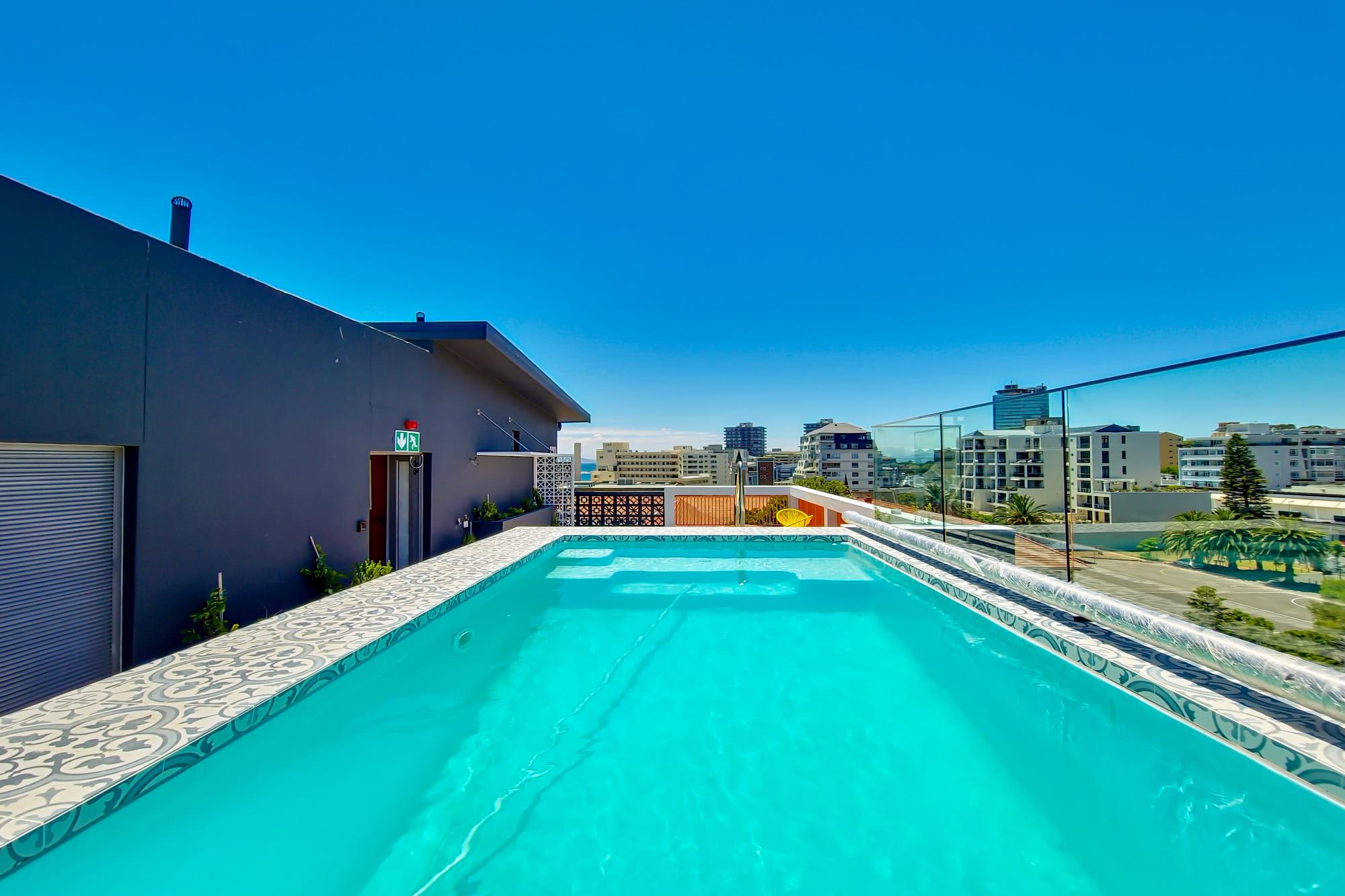 Chic Rooftop Apartment by the Sea 6onN Sea Point | Photo 3