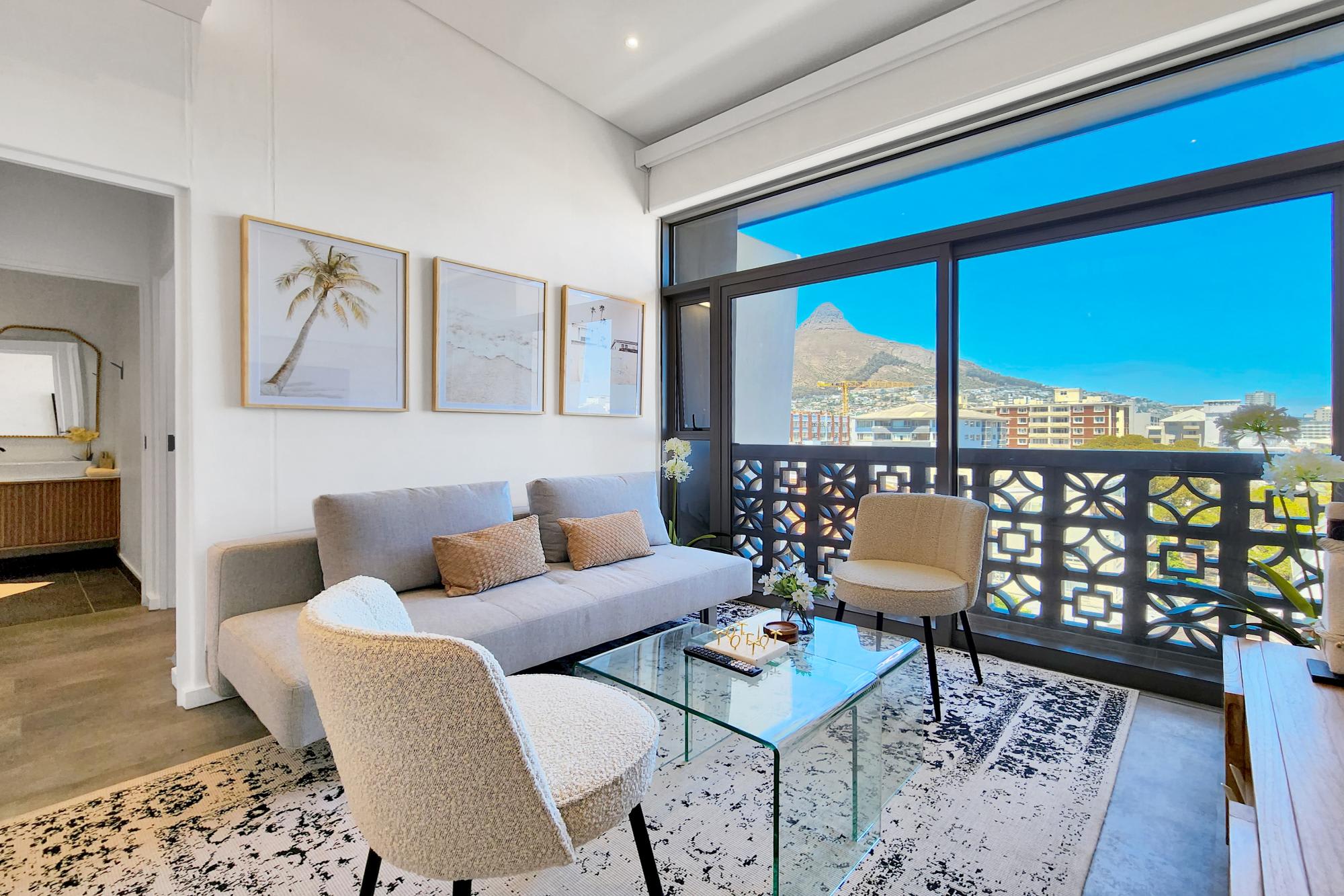 Chic Rooftop Apartment by the Sea 6onN Sea Point