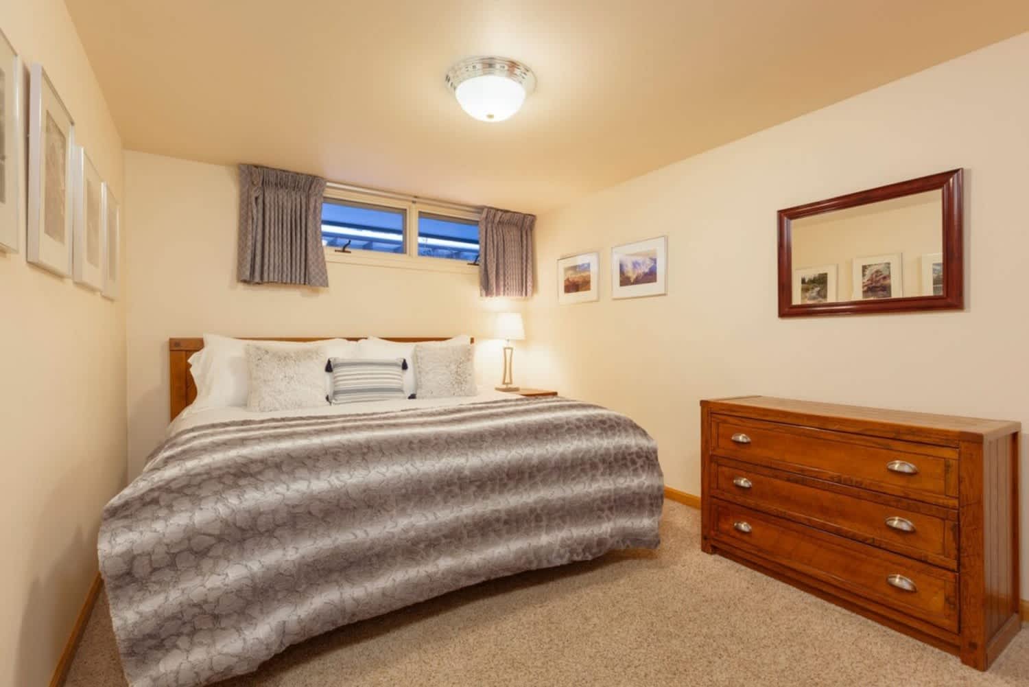 Comfort & Location - 2 BR, 2BA - Walk to Gondola! - Foto 9