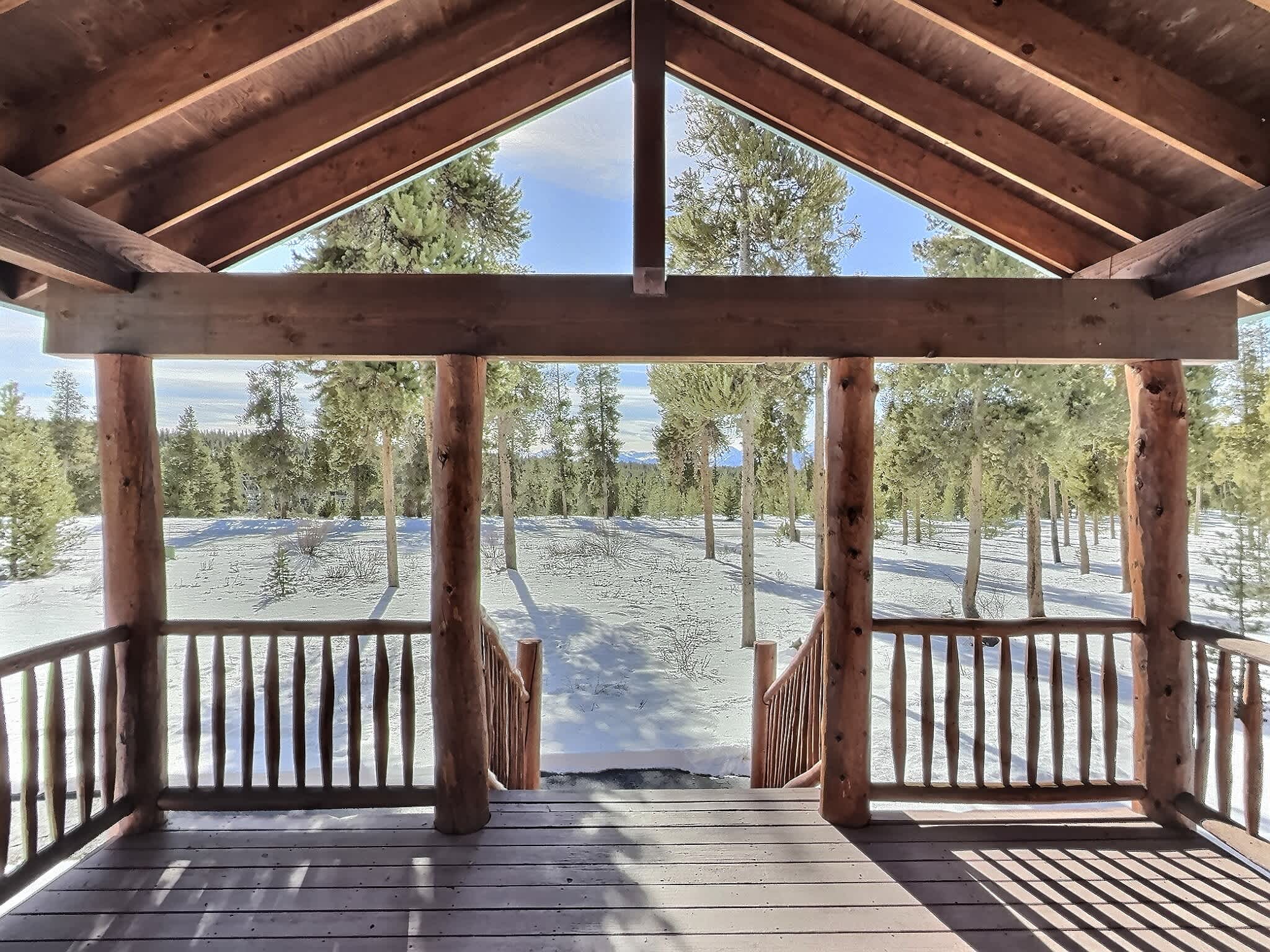 2 Bed Cabin, Fireplace, Lodgepole Pines — Leadville, CO — vacation rental