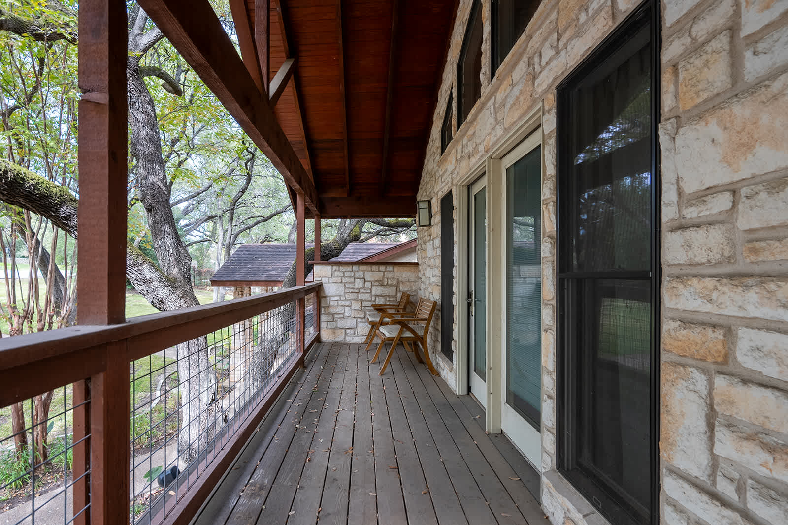 Lake, Large Deck & Firepit | Lake Austin Treehouse