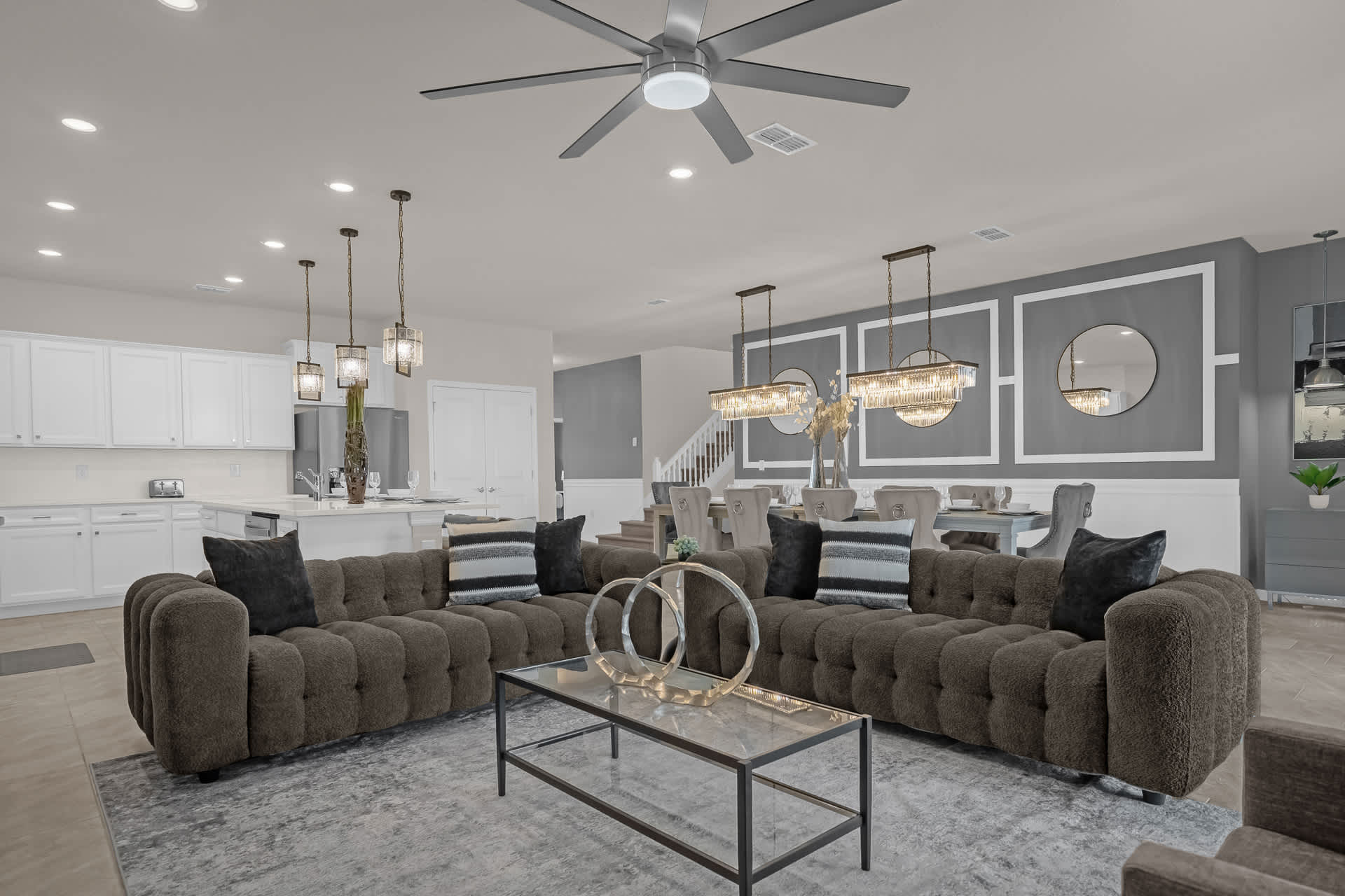 Upstay Family Retreat w Pool Cinema Games Room 4