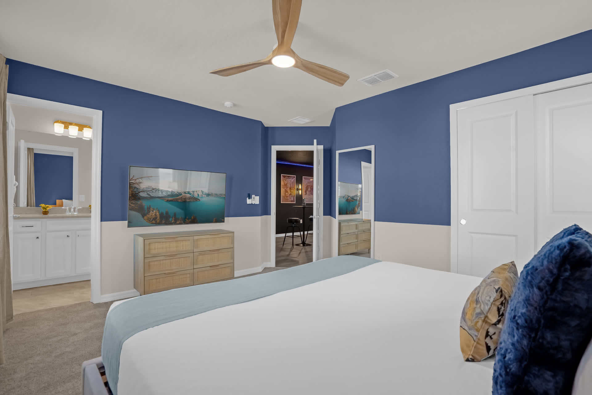 Upstay Family Retreat w Pool Cinema Games Room | Photo 37