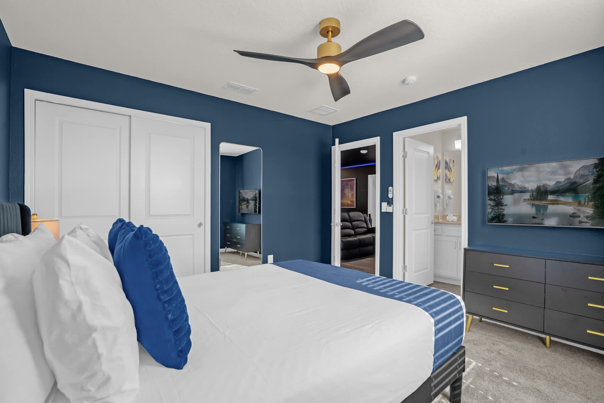 Upstay Family Retreat w Pool Cinema Games Room | Photo 46