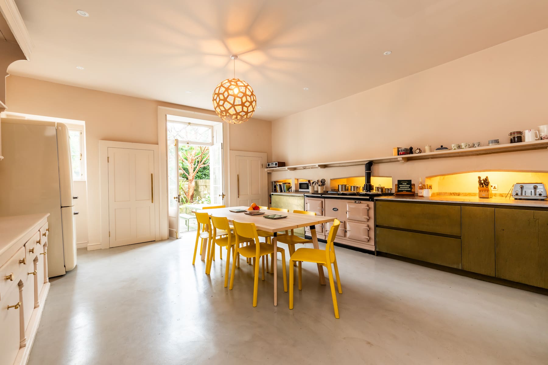 Georgian Townhouse with Garden near Royal Crescent in Park Street 38 BA1 2TD - Property image 18 - VivreStays