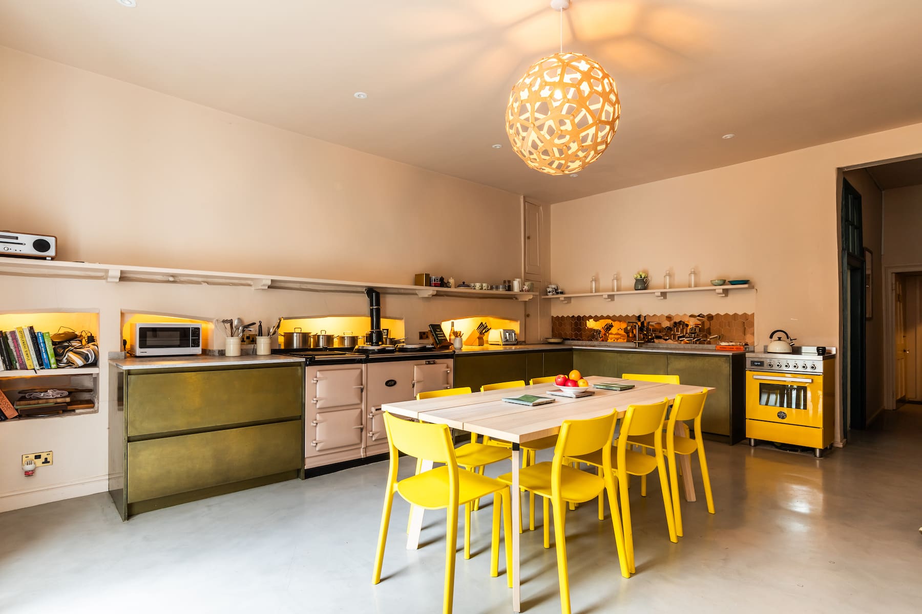 Georgian Townhouse with Garden near Royal Crescent in Park Street 38 BA1 2TD - Property image 17 - VivreStays
