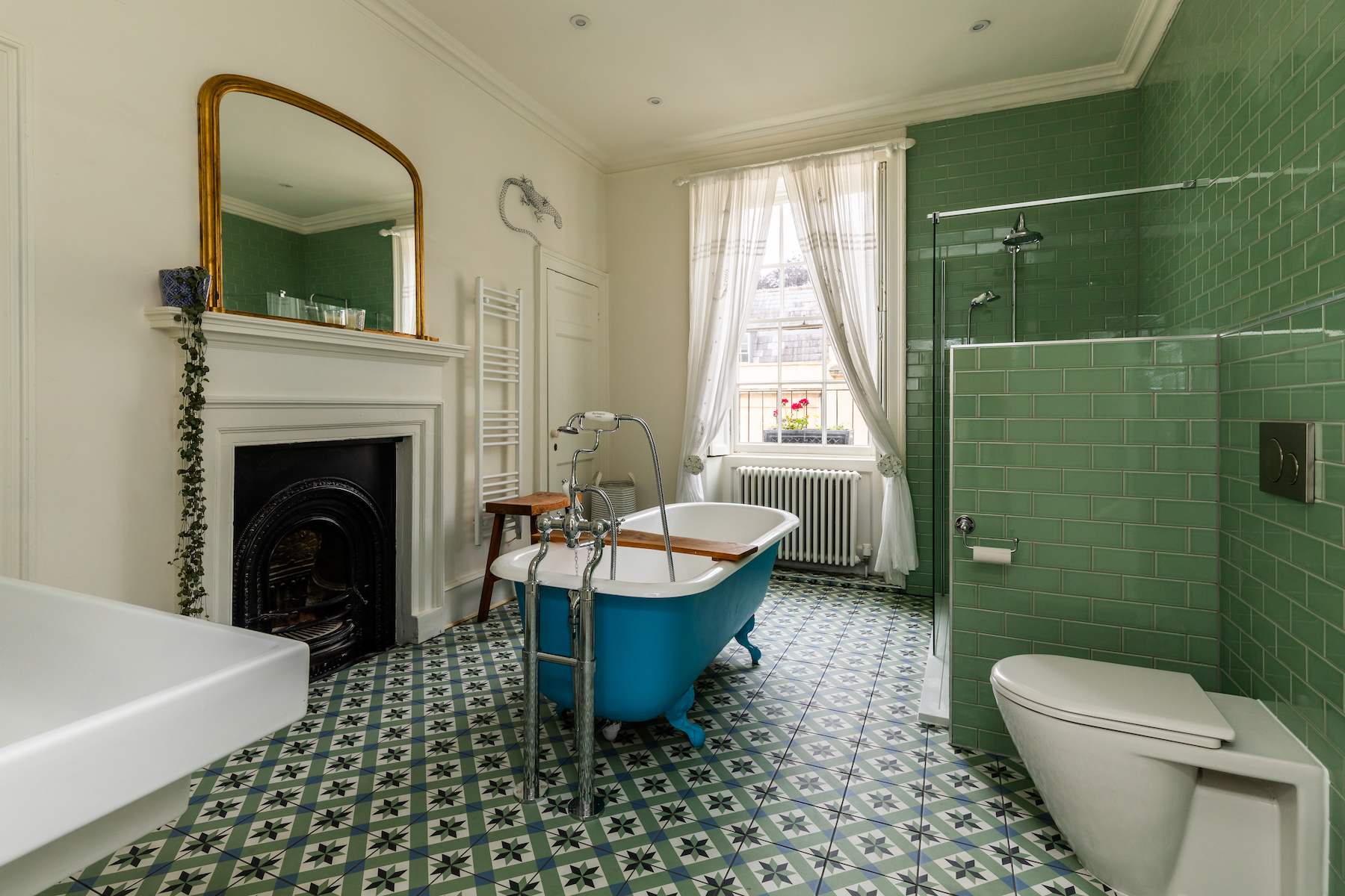 Georgian Townhouse with Garden near Royal Crescent in Park Street 38 BA1 2TD - Property image 28 - VivreStays