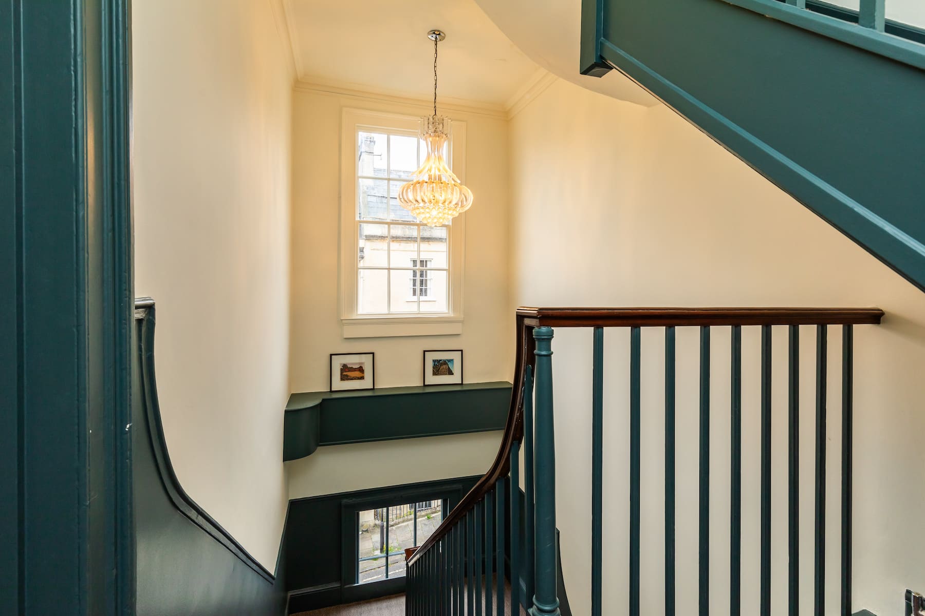 Georgian Townhouse with Garden near Royal Crescent in Park Street 38 BA1 2TD - Property image 54 - VivreStays