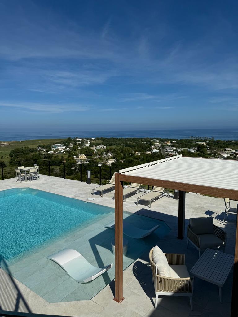 Luxury Villa on the hills looking at the atlantic ocean - Property photo