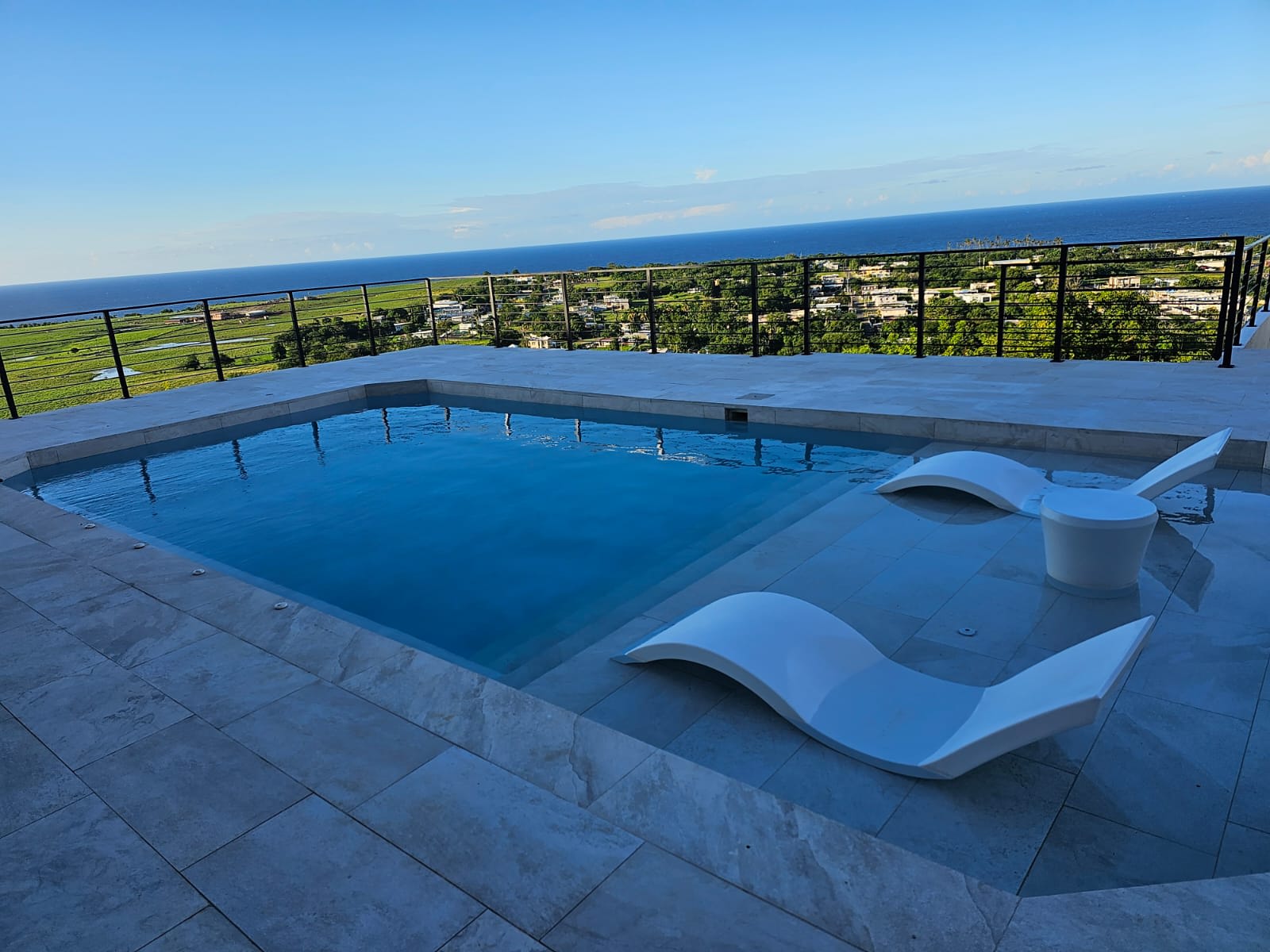 Luxury Villa on the hills looking at the atlantic ocean - Property photo