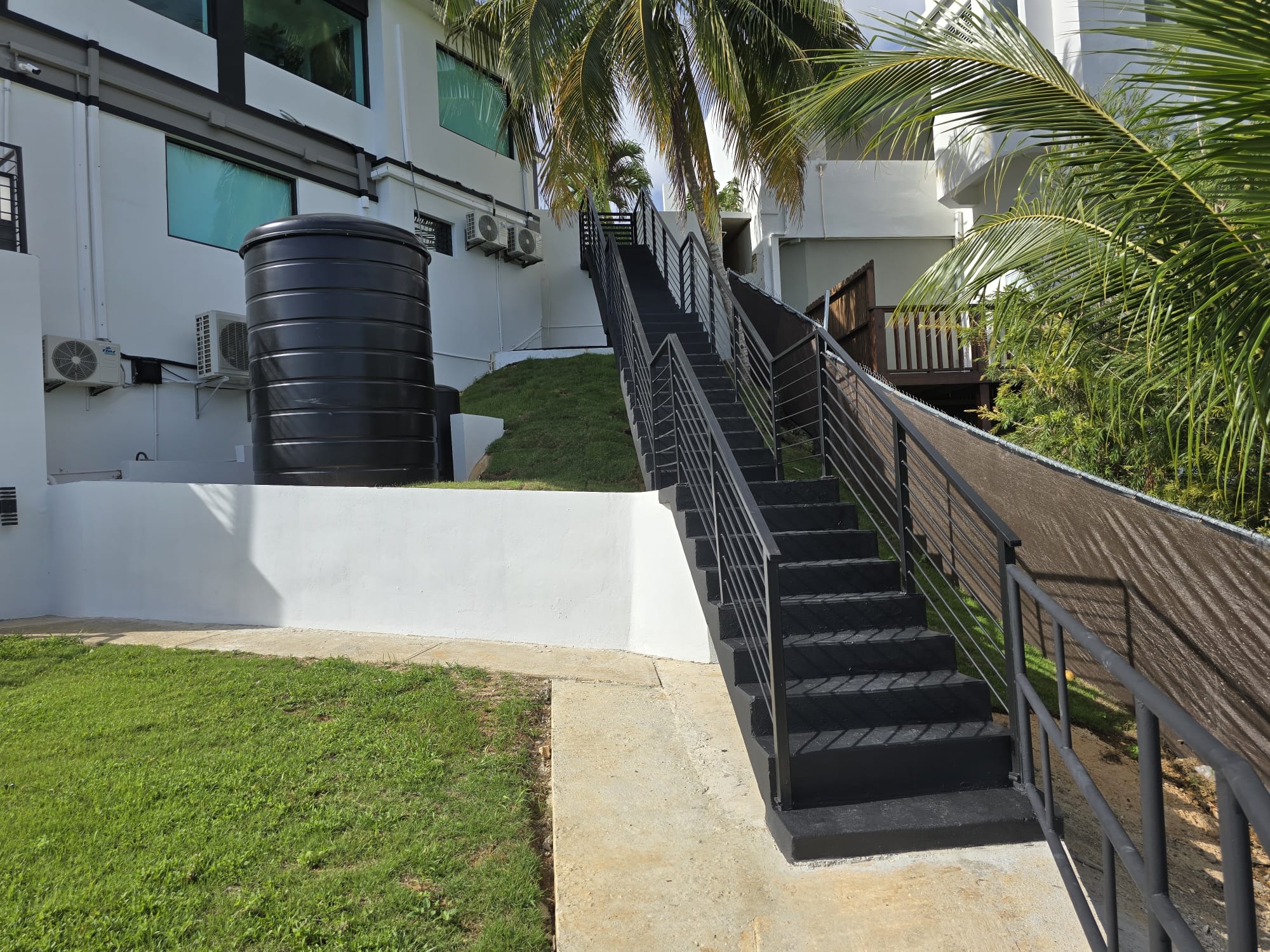 Luxury Villa on the hills looking at the atlantic ocean - Property photo