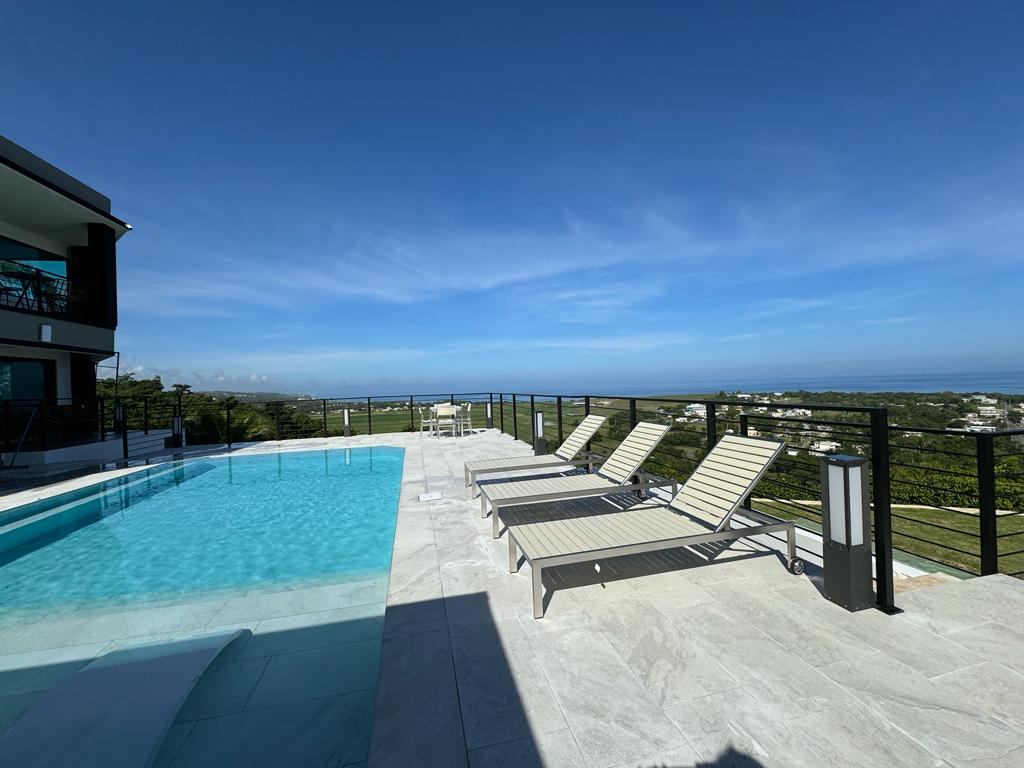 Luxury Villa on the hills looking at the atlantic ocean - Property photo