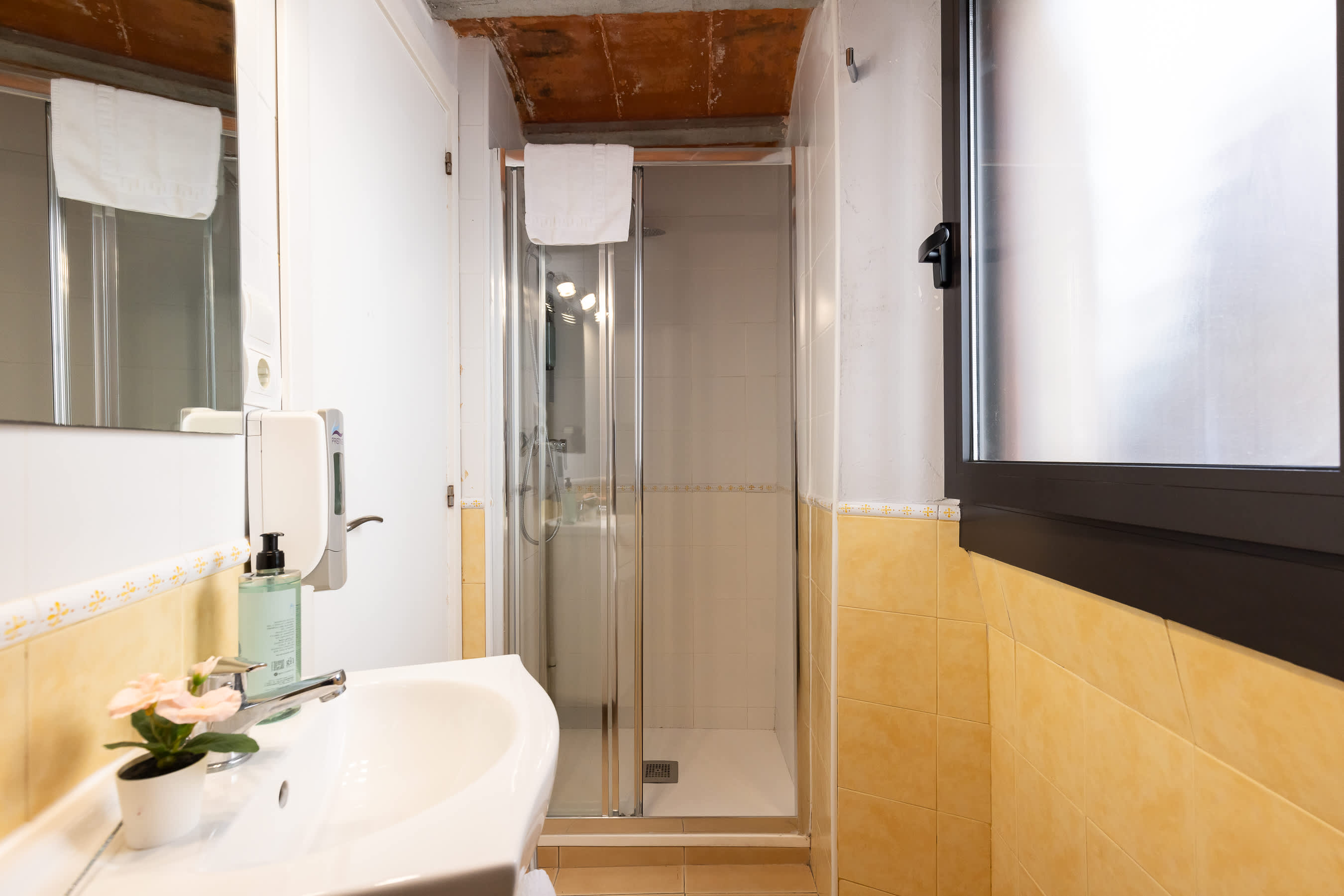 Property thumbnail 11