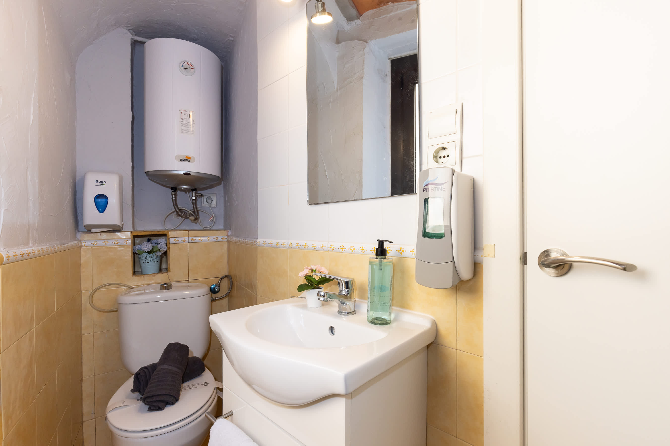 Property thumbnail 9