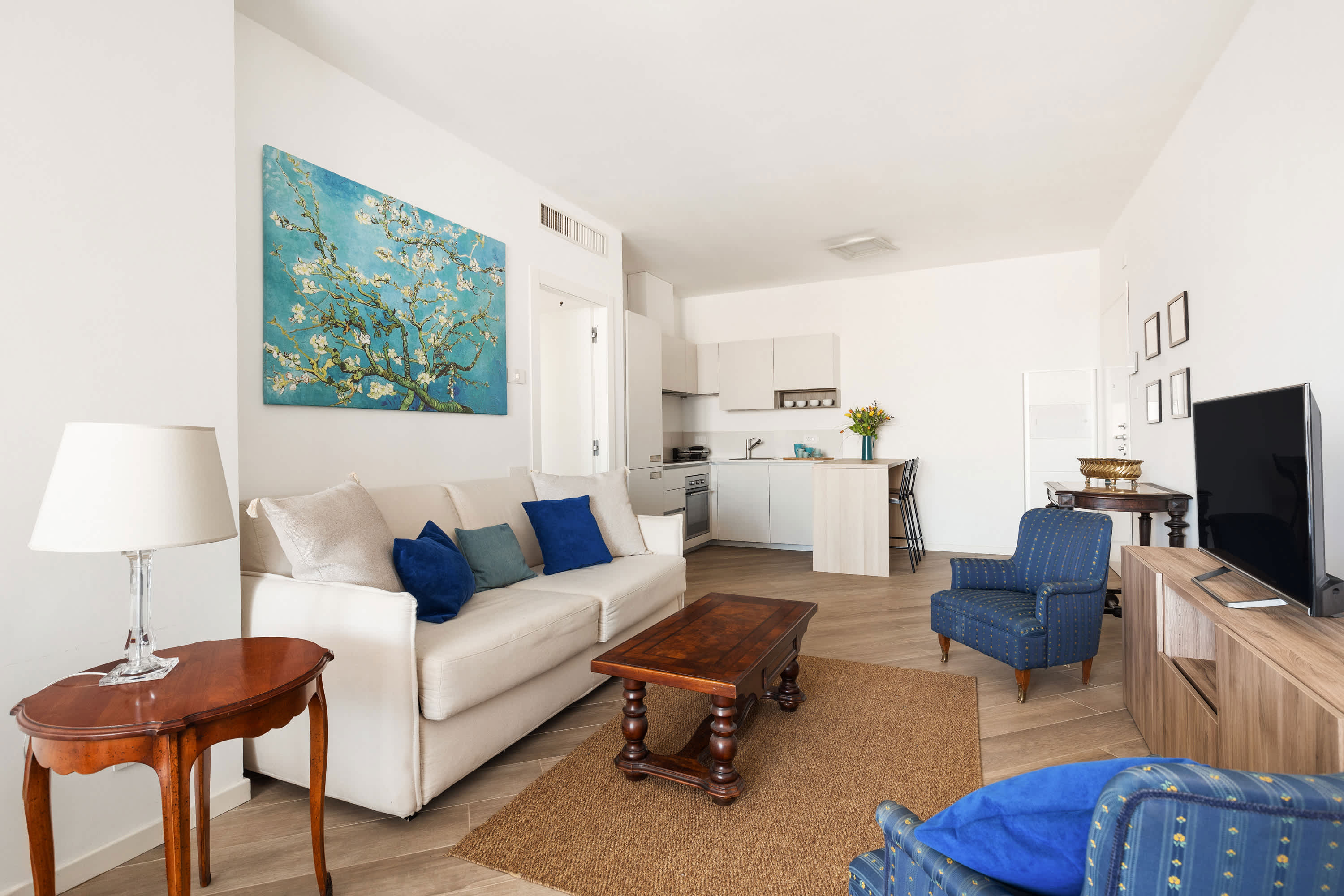Trastevere Contemporary Apartment by Romeloft — Roma, Lazio — vacation rental