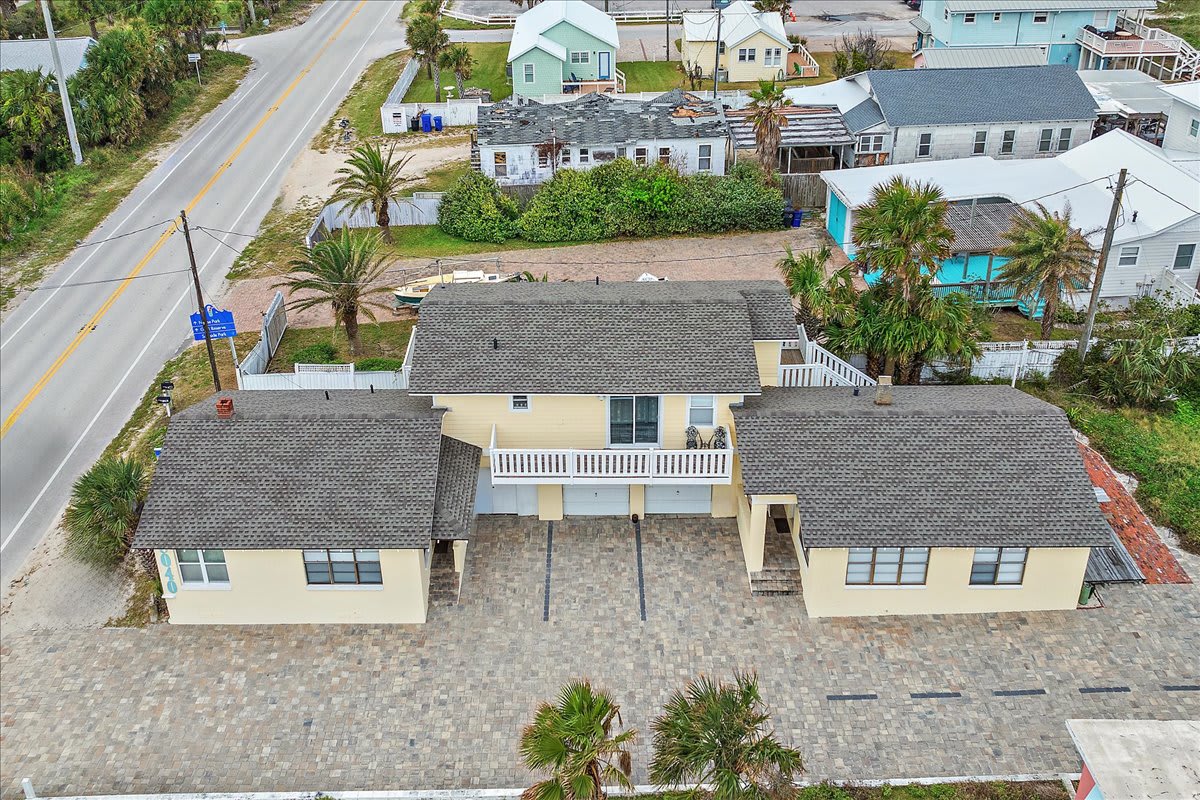 2BR, Beachfront | Wren Beach Rentals