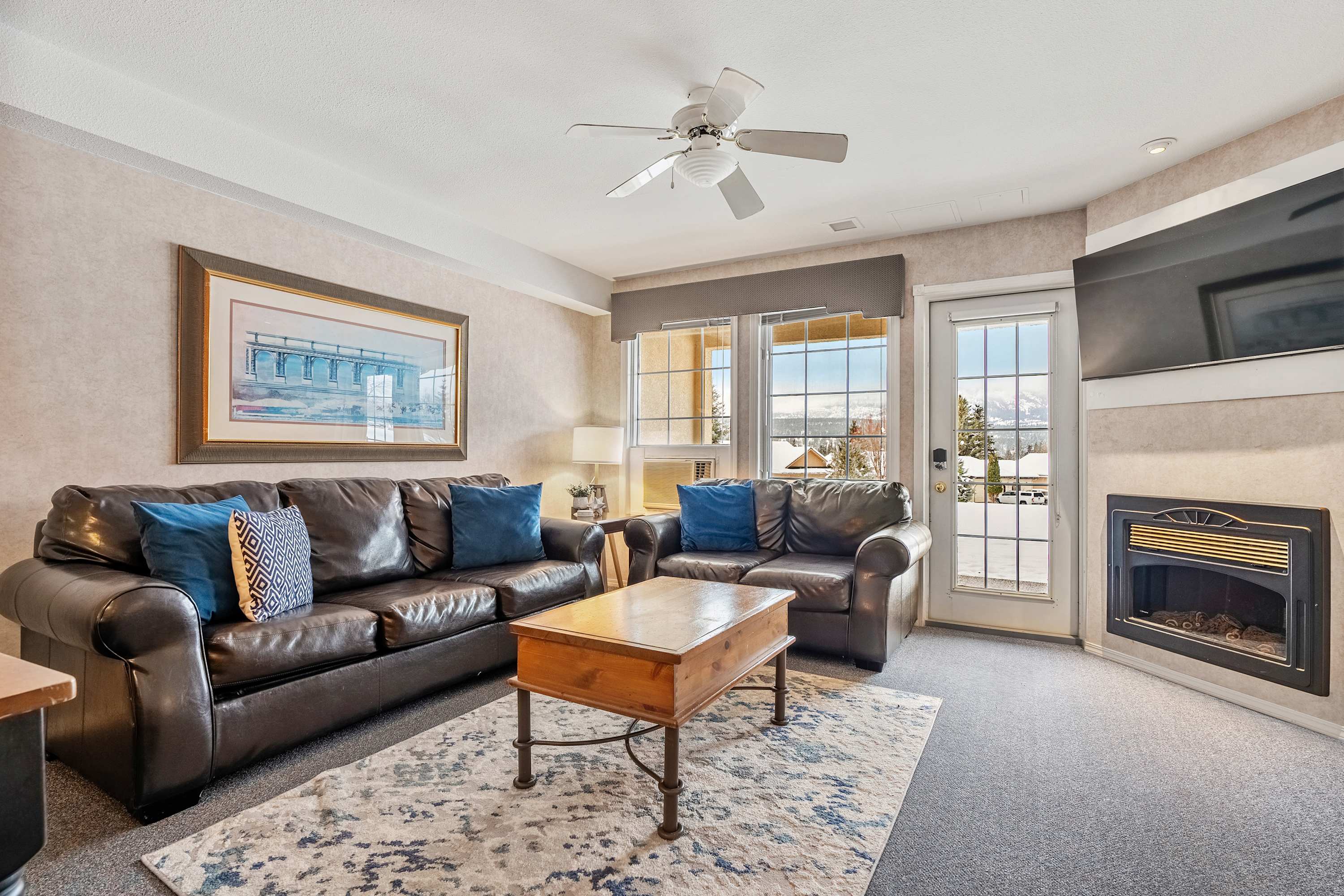 Vista I Cozy 2BR Condo | Mountain Views | Sleeps 6 — Fairmont Hot Springs, British Columbia — vacation rental