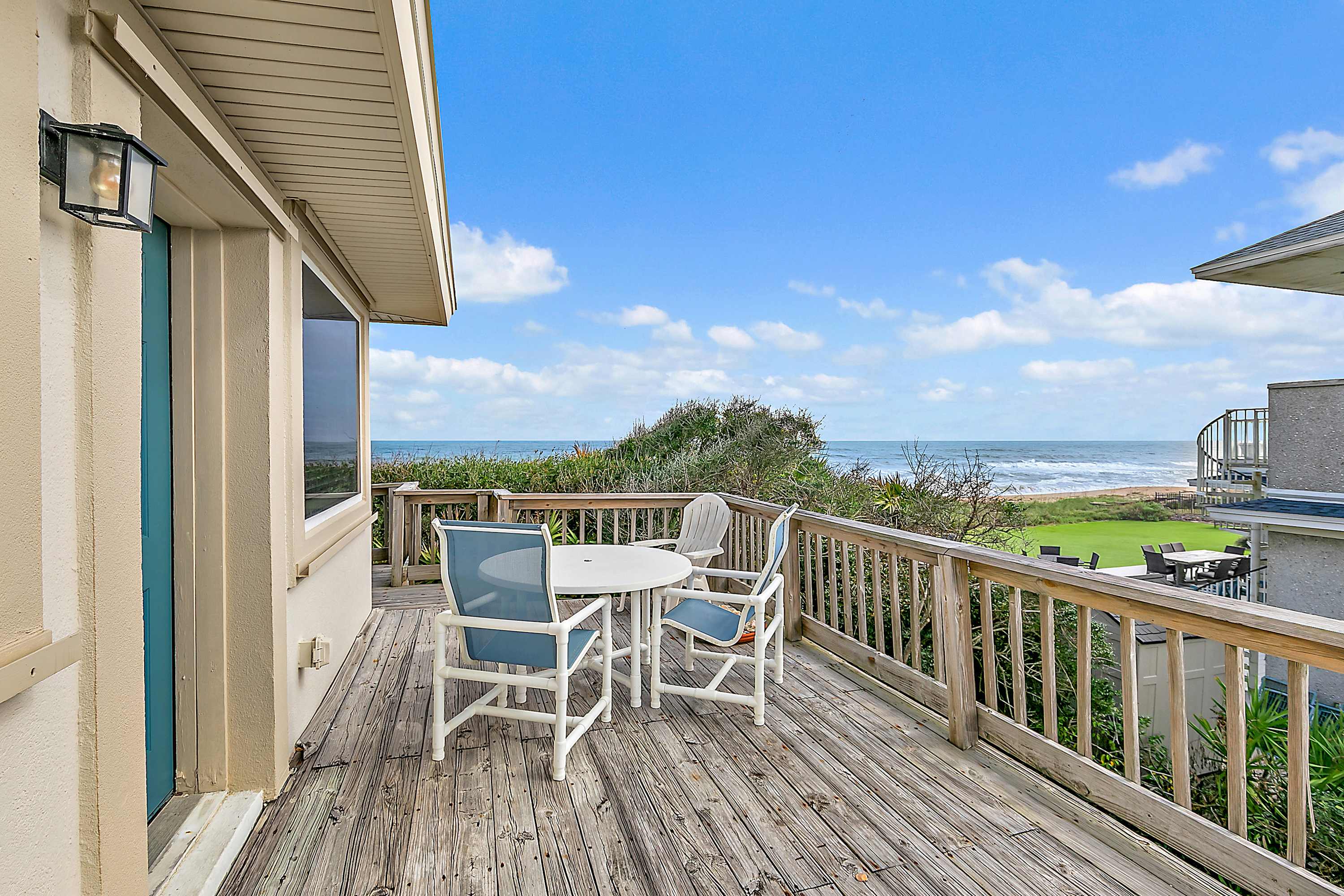 Oceanfront, Beach Access | Sunny Palms