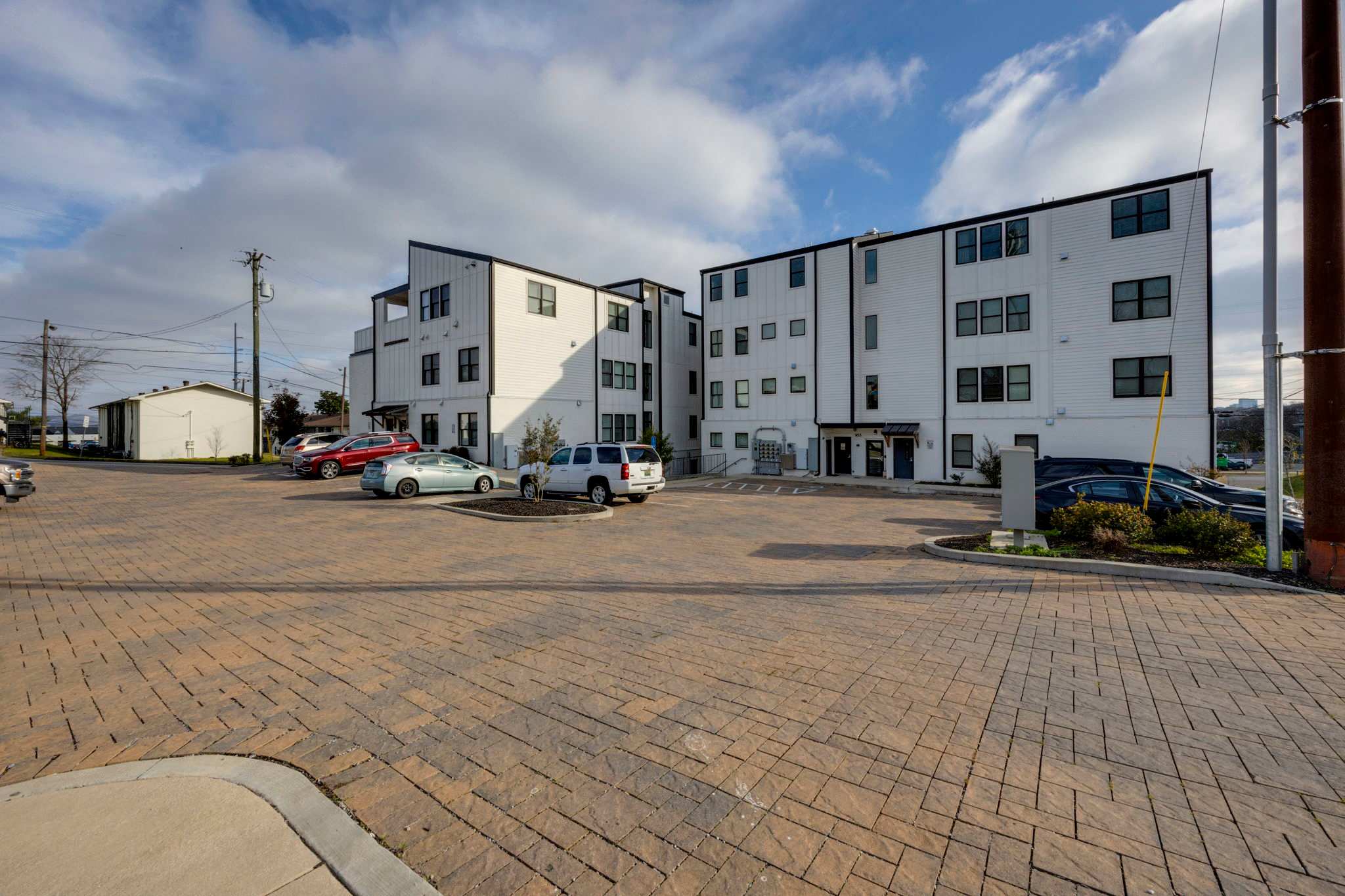 Broadway Stay • 2BR in The Nations • Breweries - Picture 47