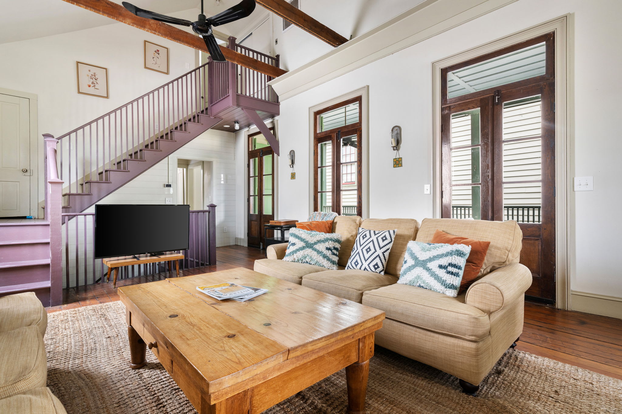 Chic 3BR 2BA Downtown Stay The Blue Chip — Charleston, SC — vacation rental