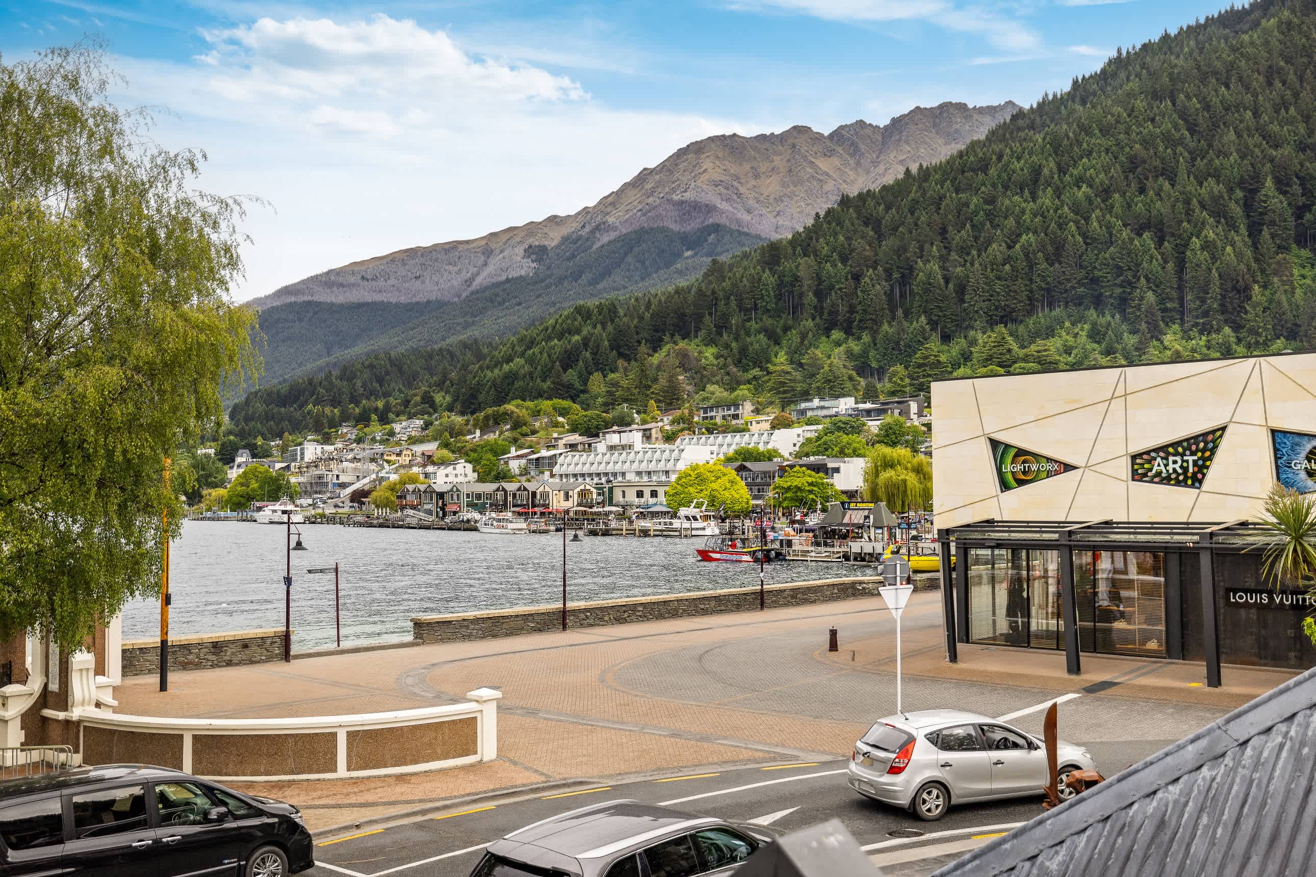 Queenstown luxury home booking