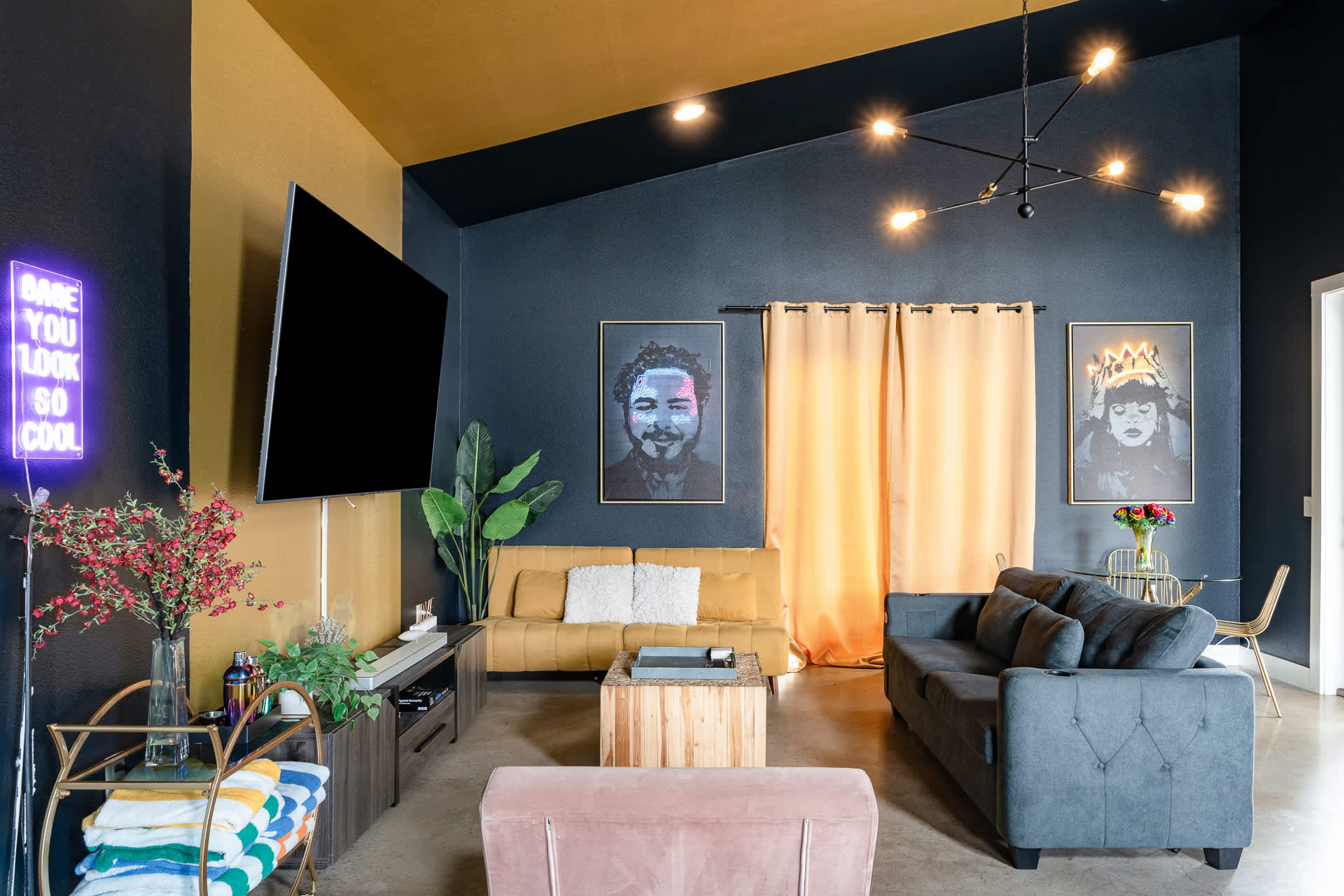 Group-friendly layout