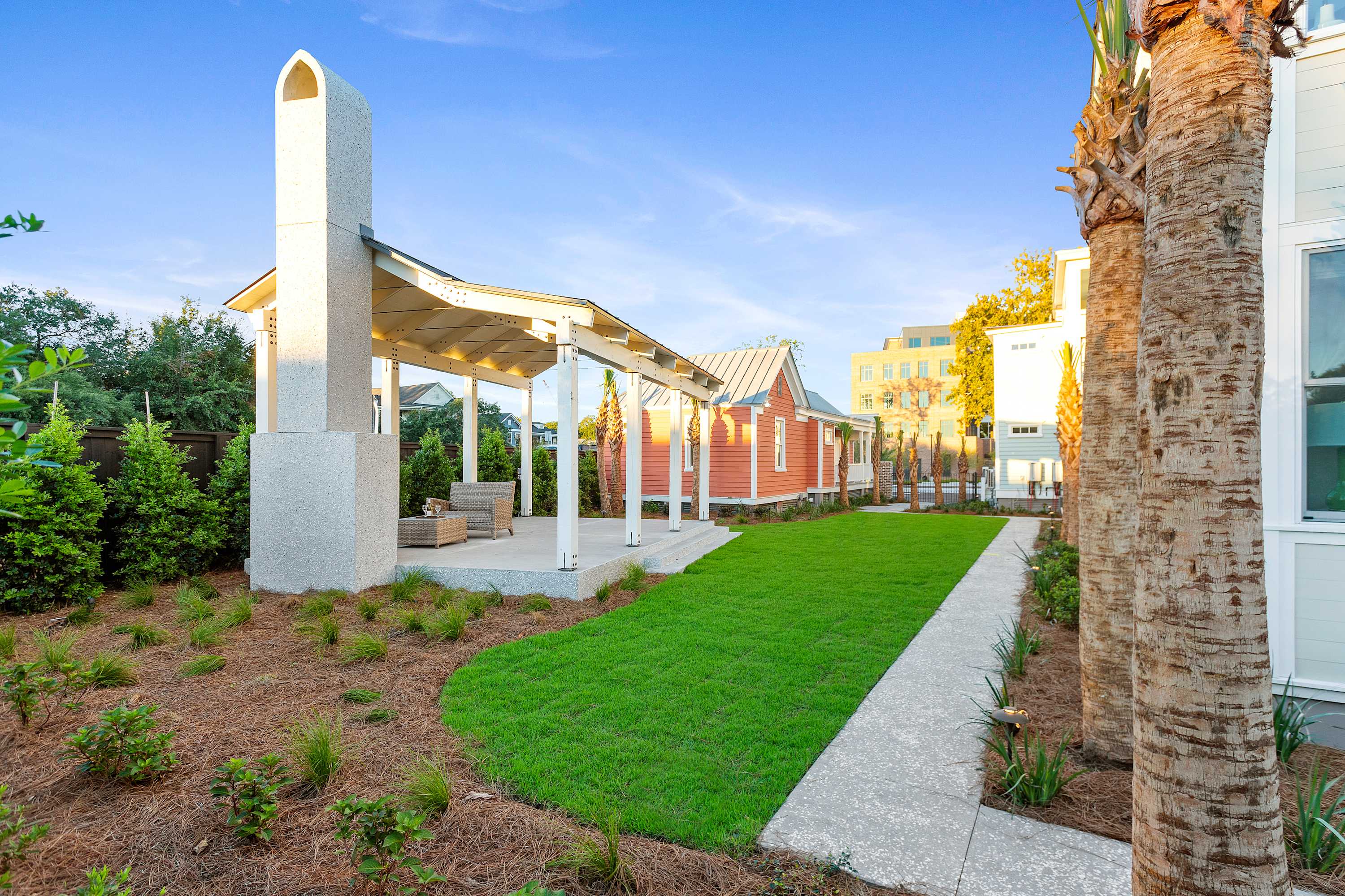 Shared Outdoor Space! Feel free to to use the shared gazebo!